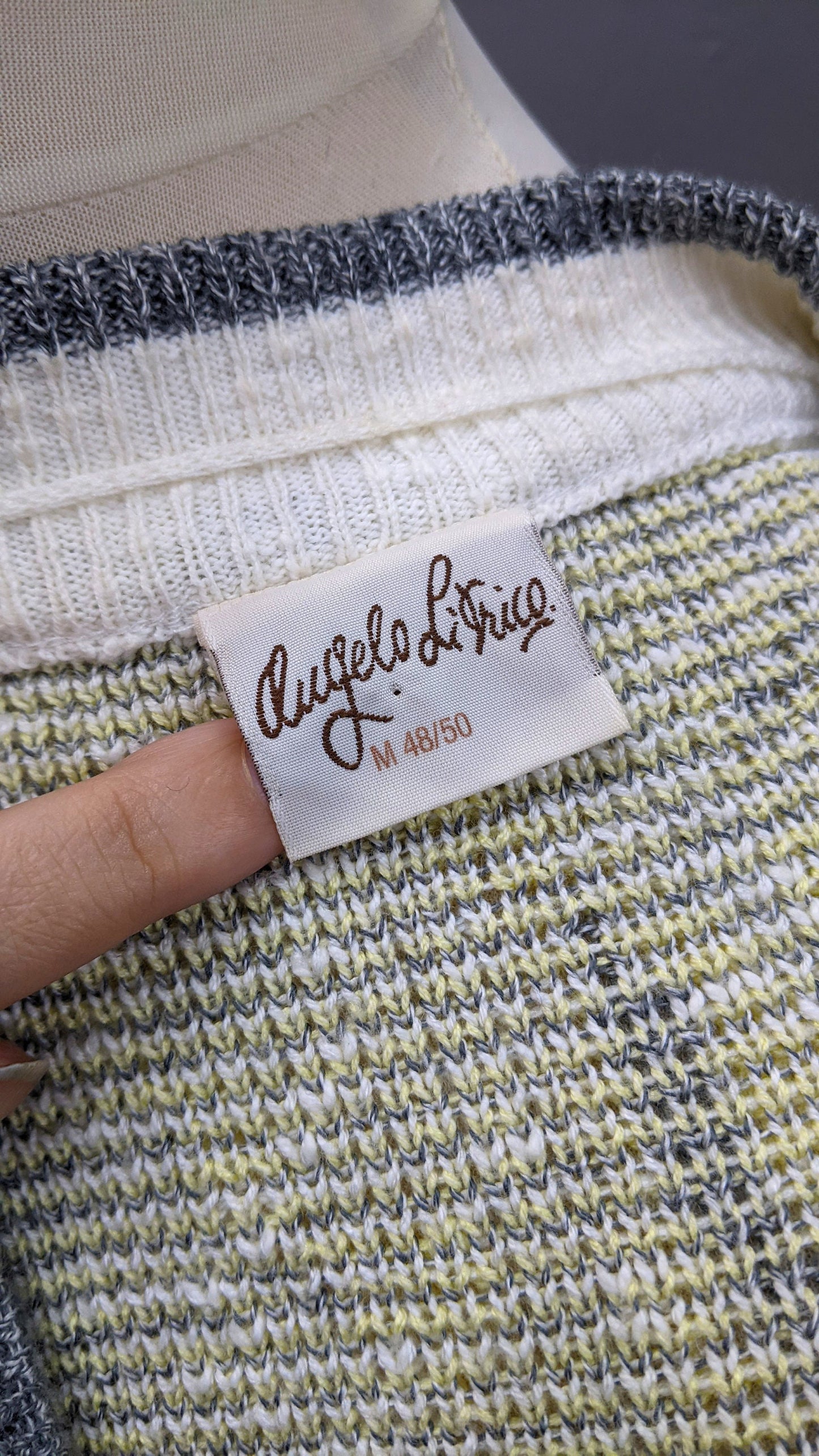80s Pale Cotton Blend V Neck Pullover by Angelo Litrico, 46 Chest
