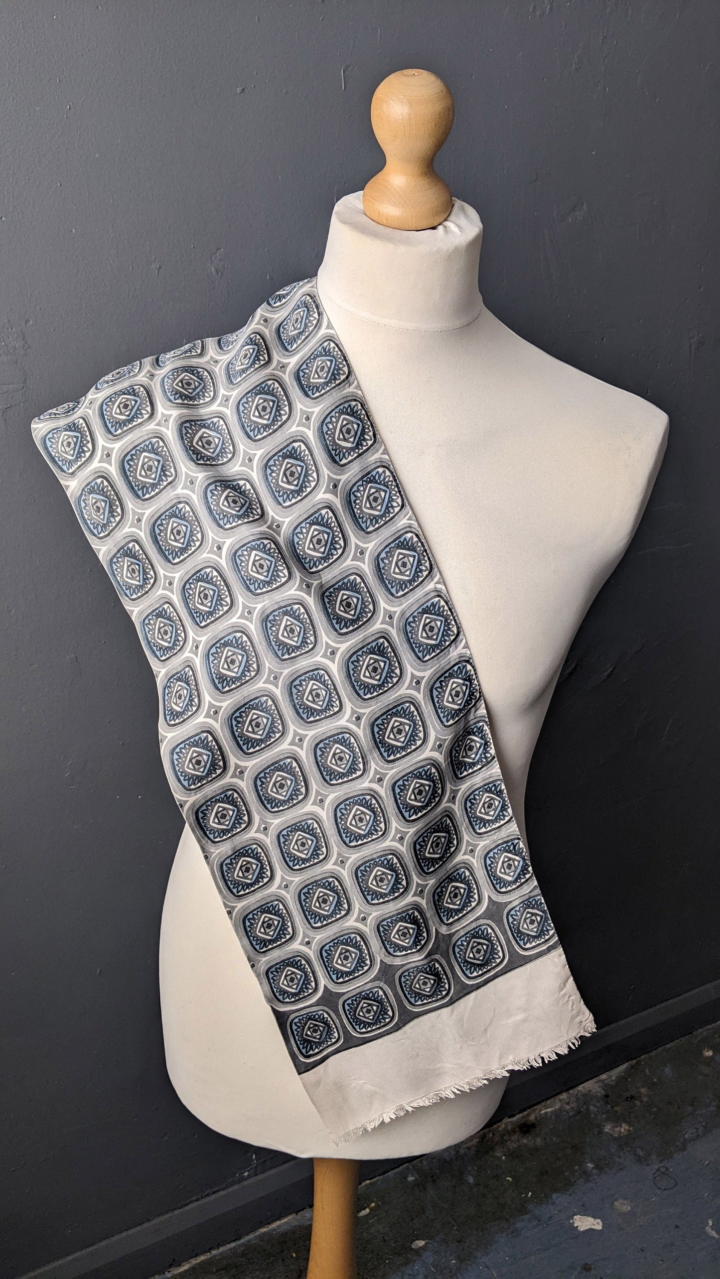 60s Modernist Squares Scarf, Mens Mid Century Ascot, Geometric Mod Cravat