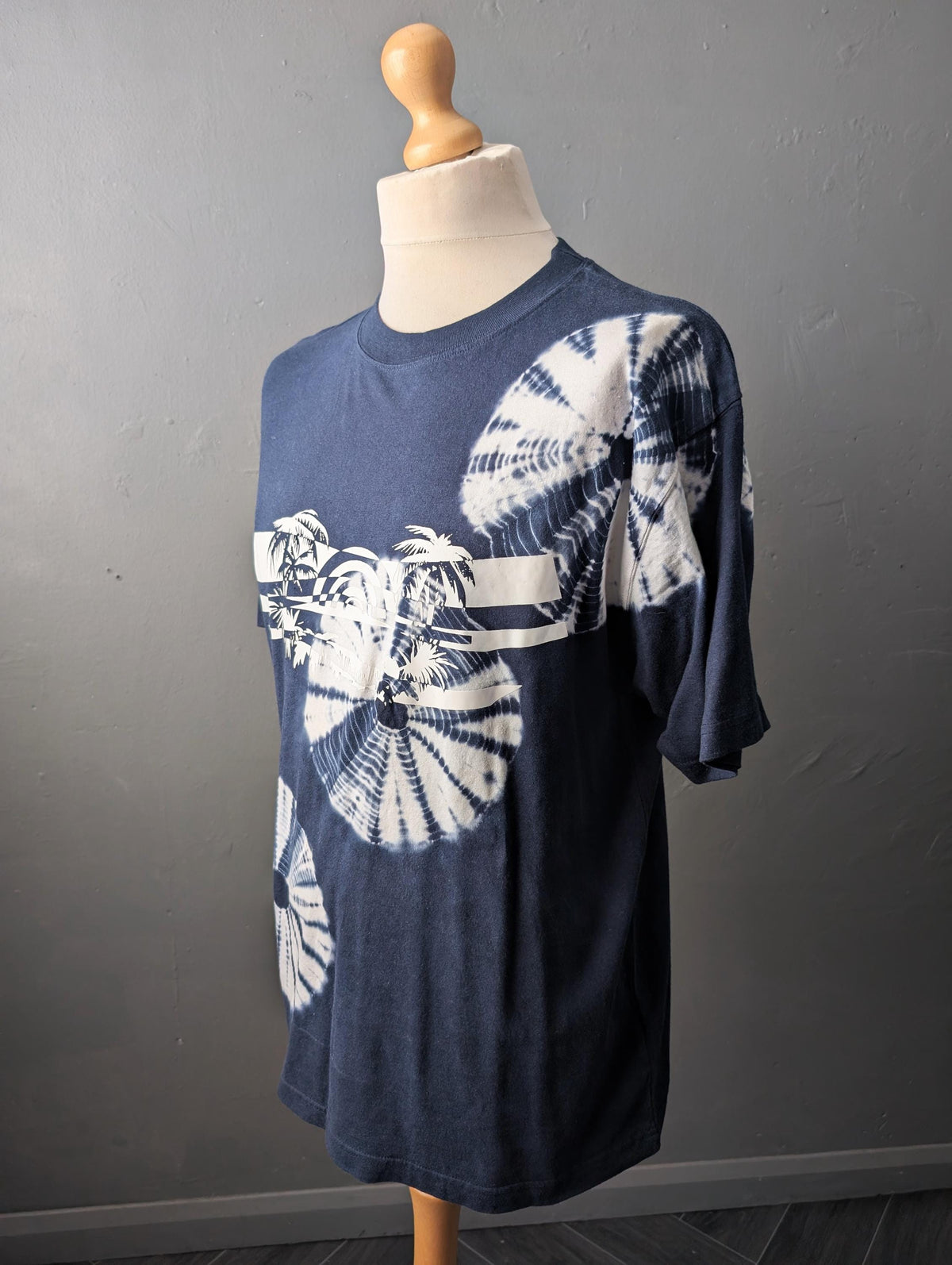 Indigo Shibori Tie Dye T-shirt, Hand Dyed Mens Top, Size Large