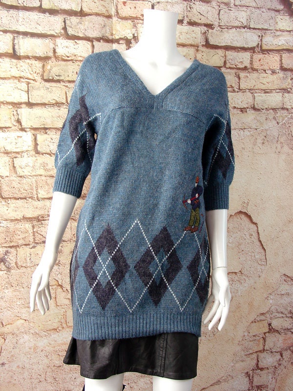 Embroidered Argyle Sweater with Alpine Climber, Size Medium