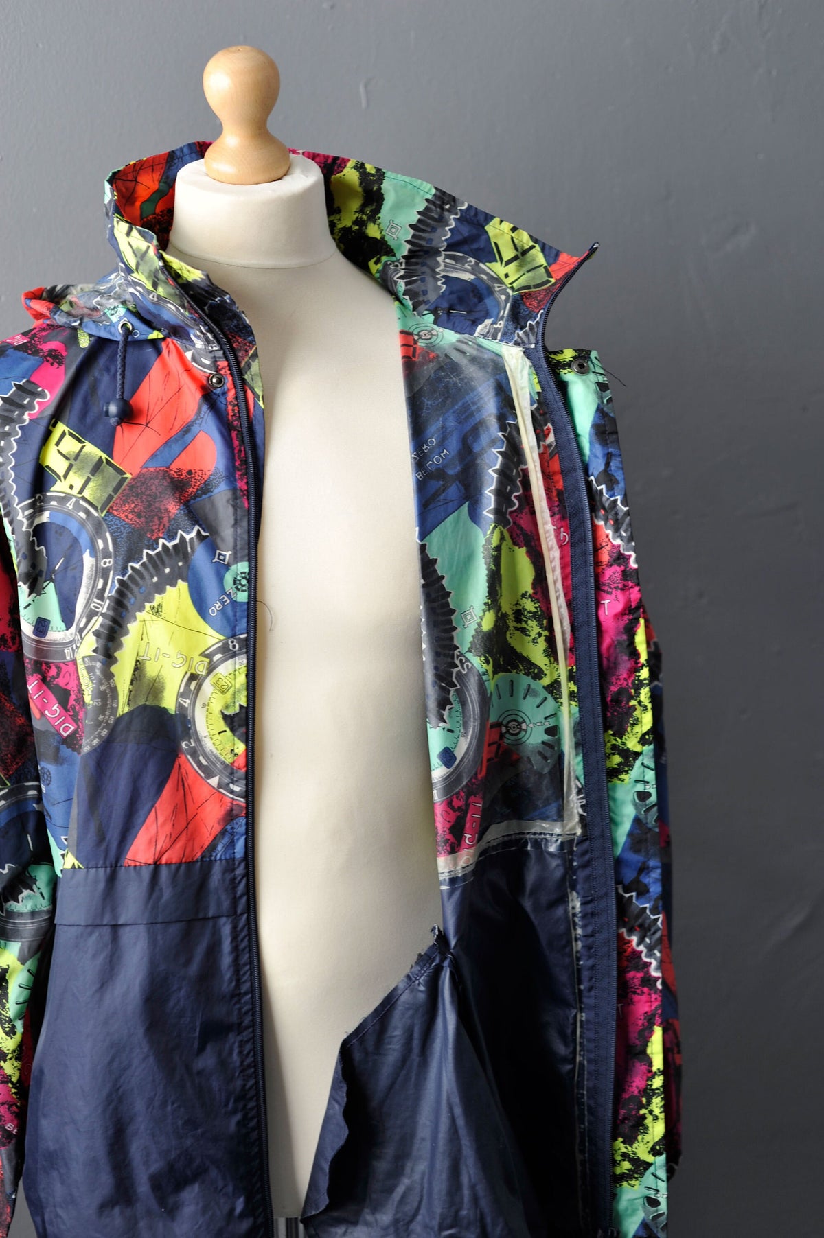 90s Waterproof Windbreaker, Lightweight Colourful Rain Coat with Hood, Size Large XL