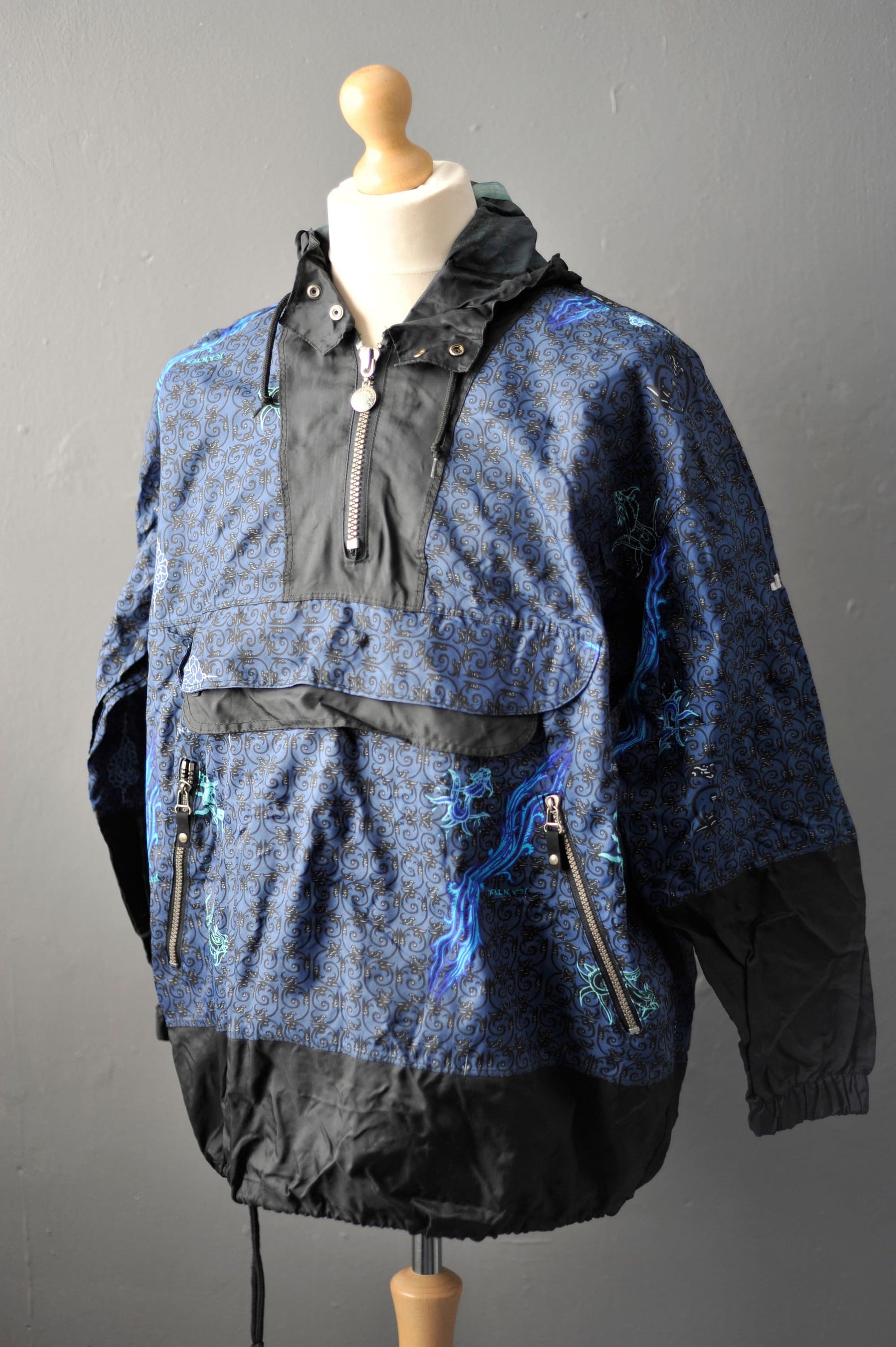 90s Pullover Windbreaker, Lightweight Jeantex Rain Coat with Hood, Size Small to Medium