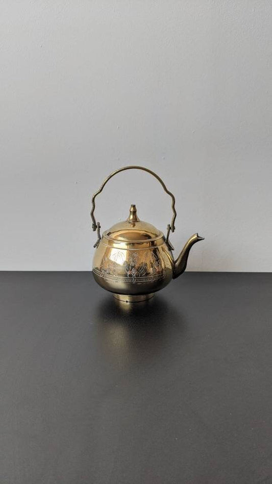 Vintage Brass Teapot Ornament, Small Size Decorative Rustic Kettle
