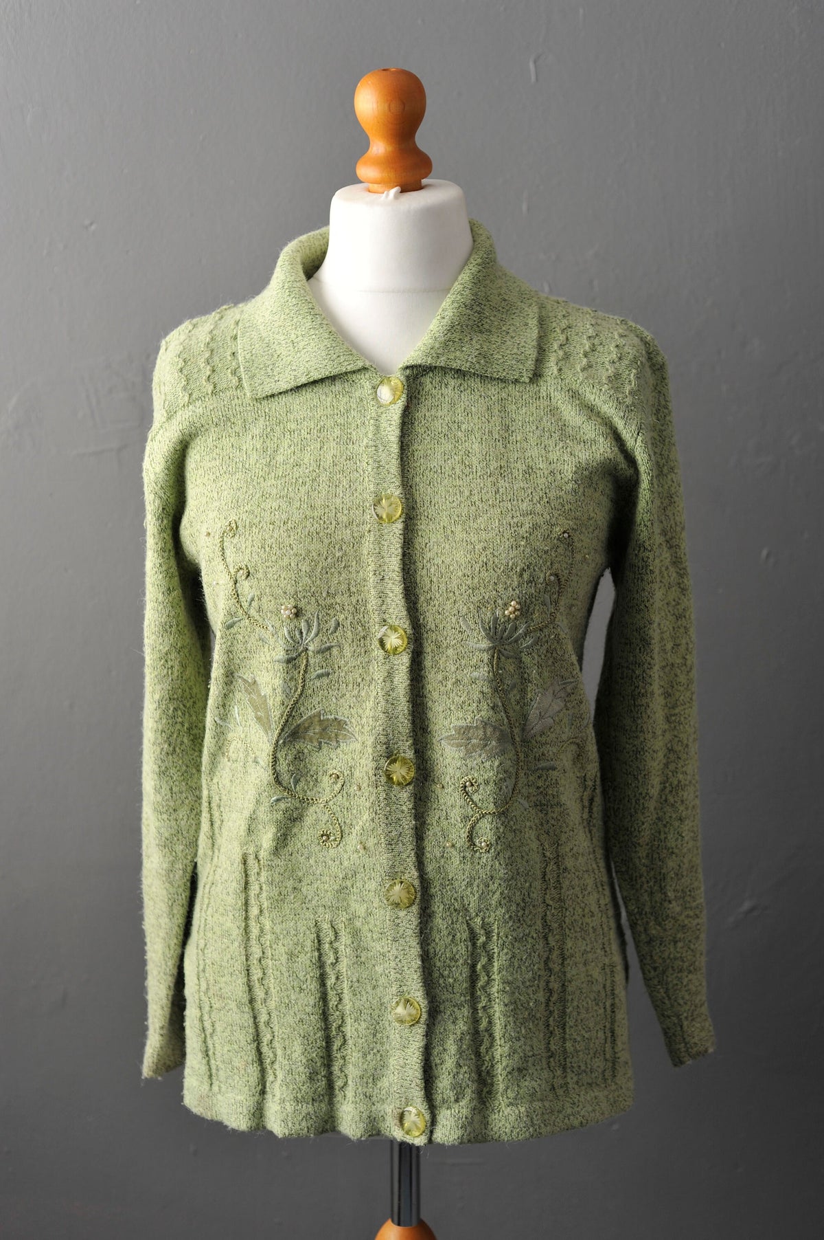 90s Speckled Floral Cardigan, Granny's Apple Green Knit, Size Medium