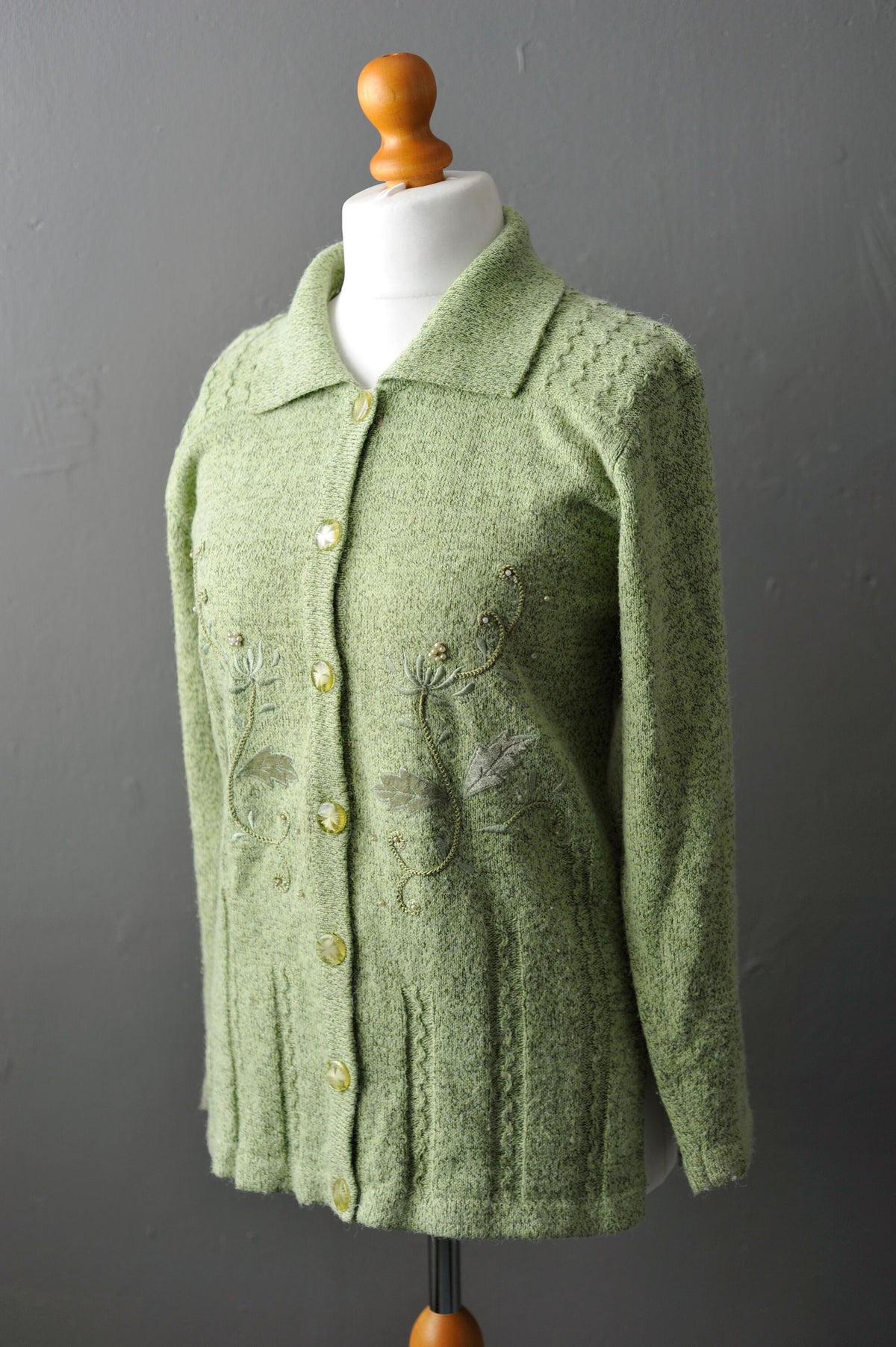 90s Speckled Floral Cardigan, Granny's Apple Green Knit, Size Medium