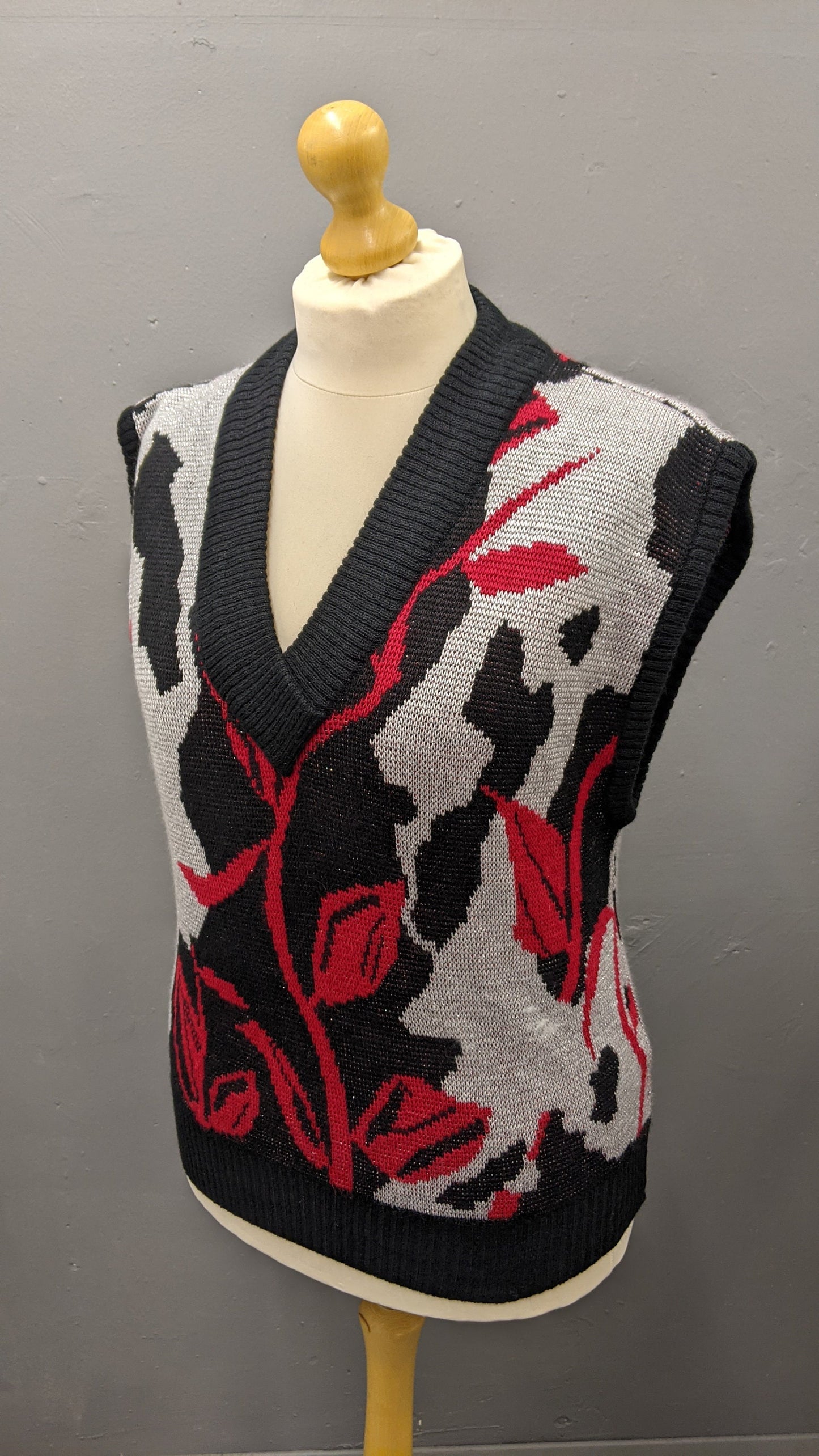80s Knit Tank Top, Deep V Neck Sweater Vest, Sparkly Metallic Design, Size Medium