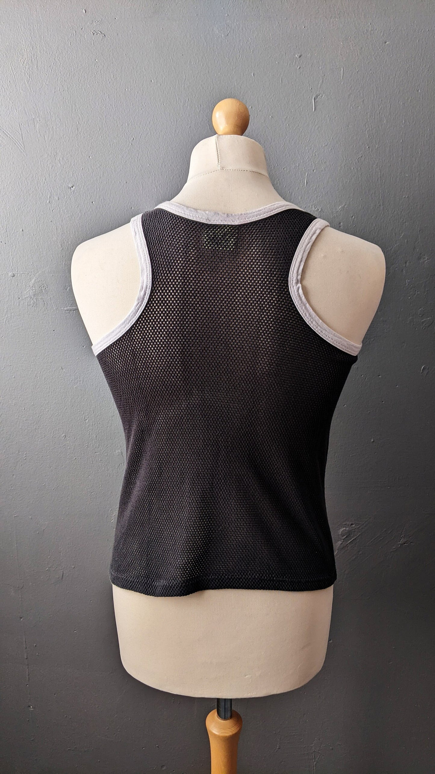 80s Fishnet Baseball Top, Summer Sleeveless Mesh Vest, Size Small Medium