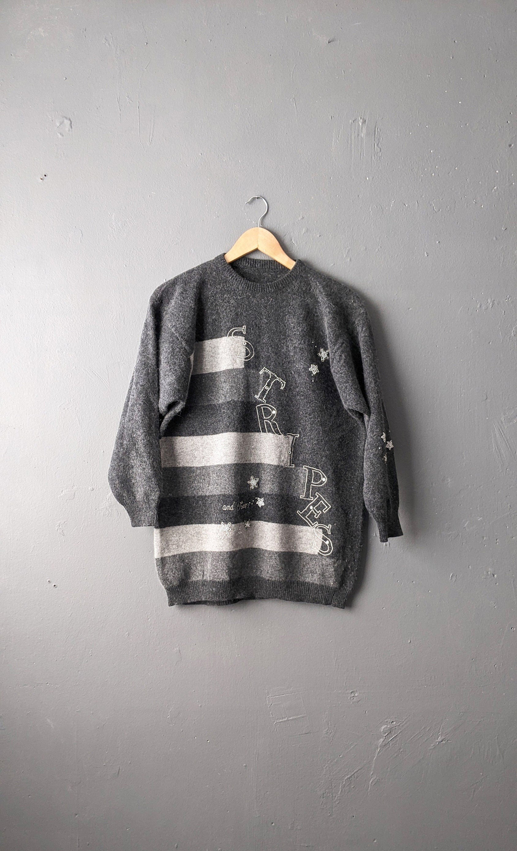80s Stripes and Stars Novelty Sweater, Monochrome Wool Jumper, Size Large