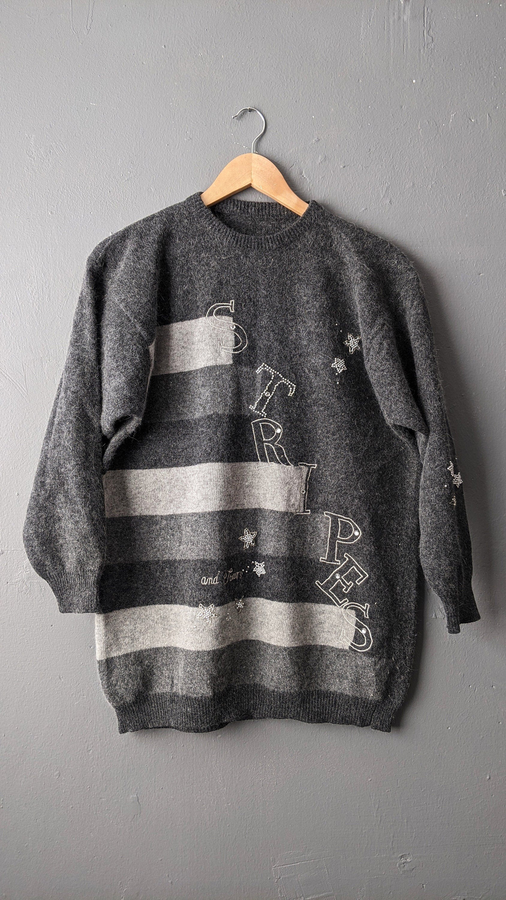 80s Stripes and Stars Novelty Sweater, Monochrome Wool Jumper, Size Large