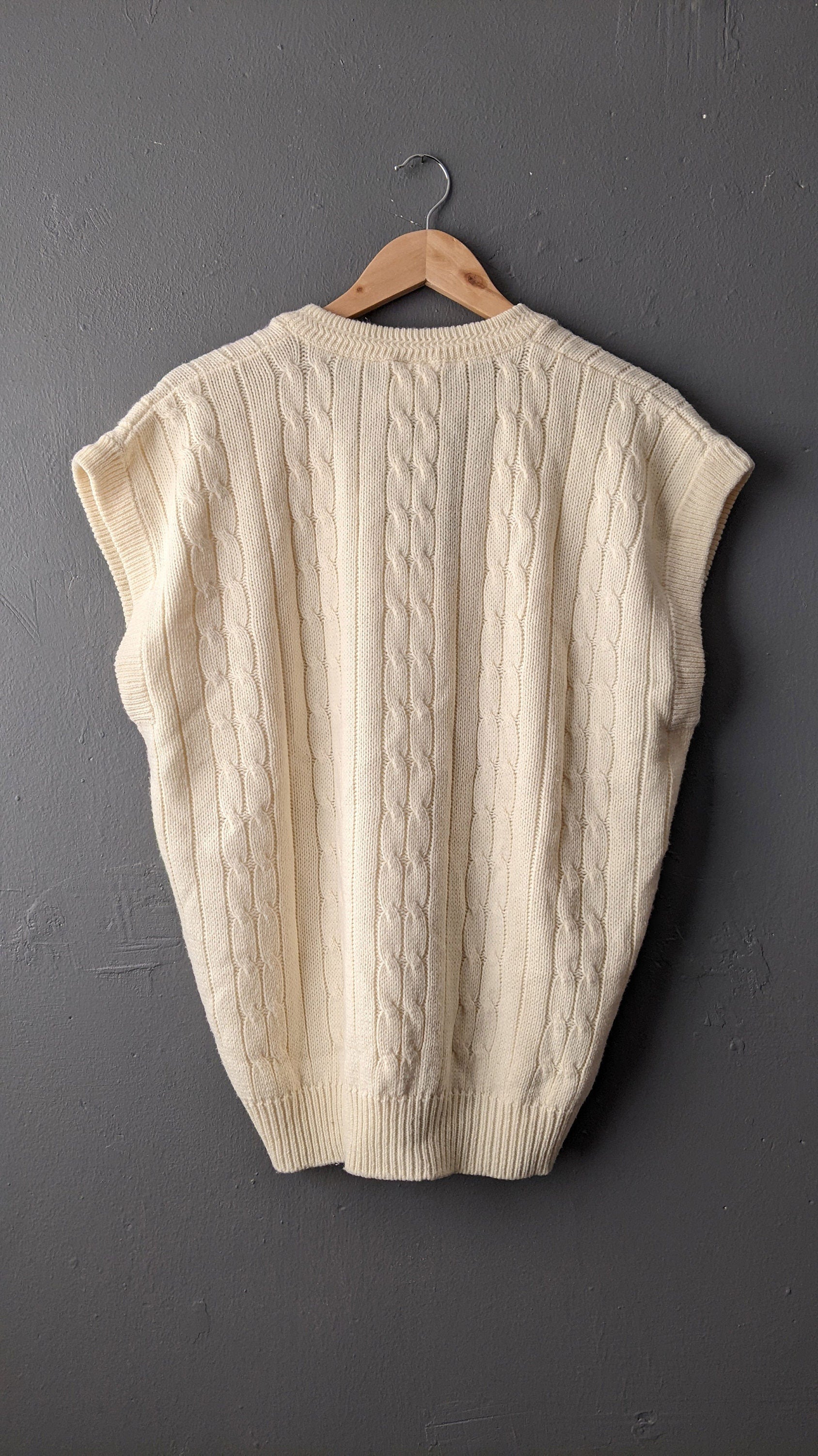 Mens 80s Cream Tank Top, Cable Knit Vest, 46 Chest