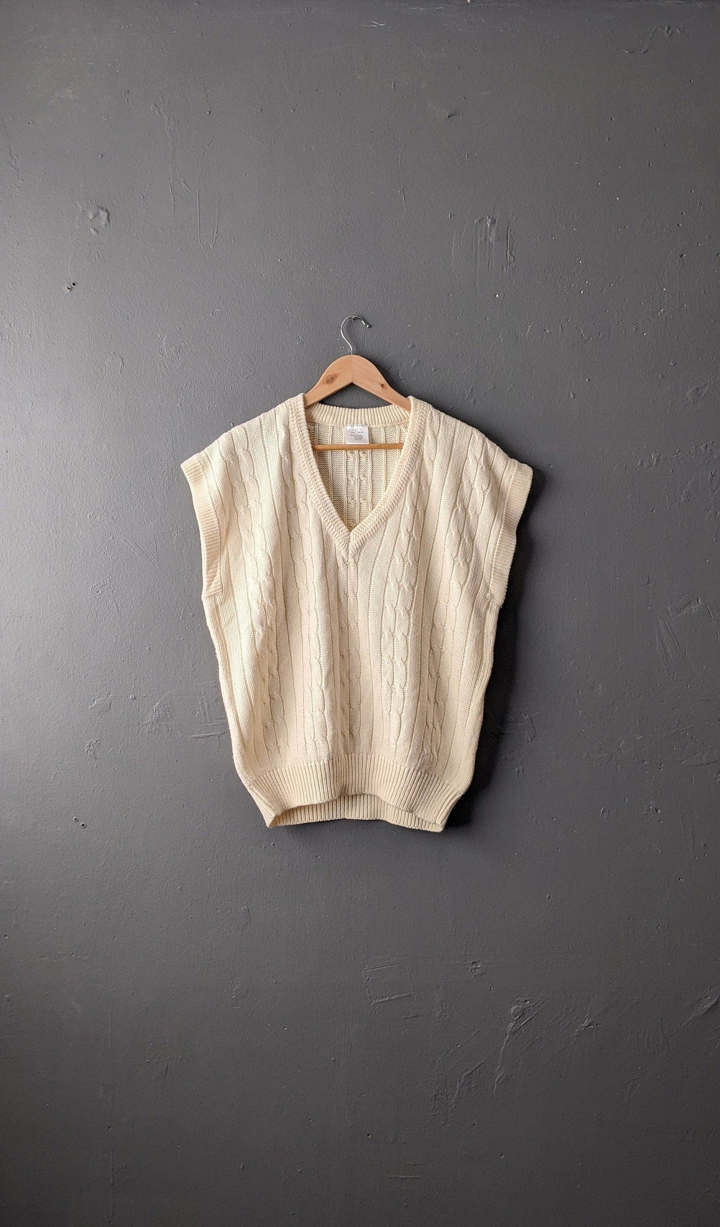 Mens 80s Cream Tank Top, Cable Knit Vest, 46 Chest