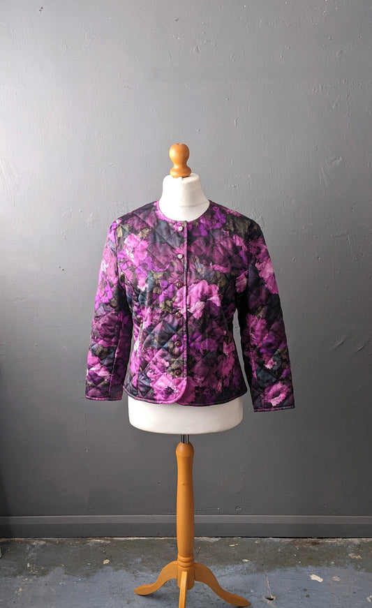80s Purple Flowers Quilted Jacket, Collarless Padded Coat, Size Large