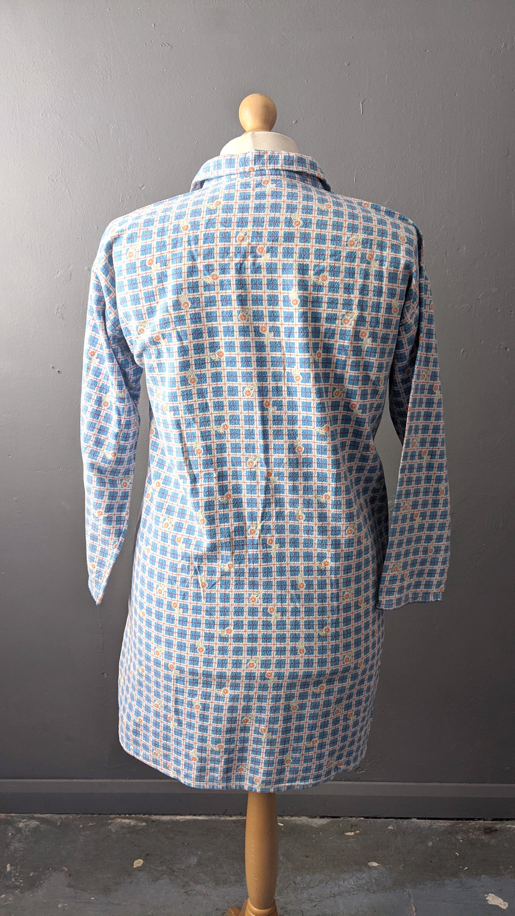 Cotton Flannel Night Shirt, Vintage Bed Shirt, Size Medium