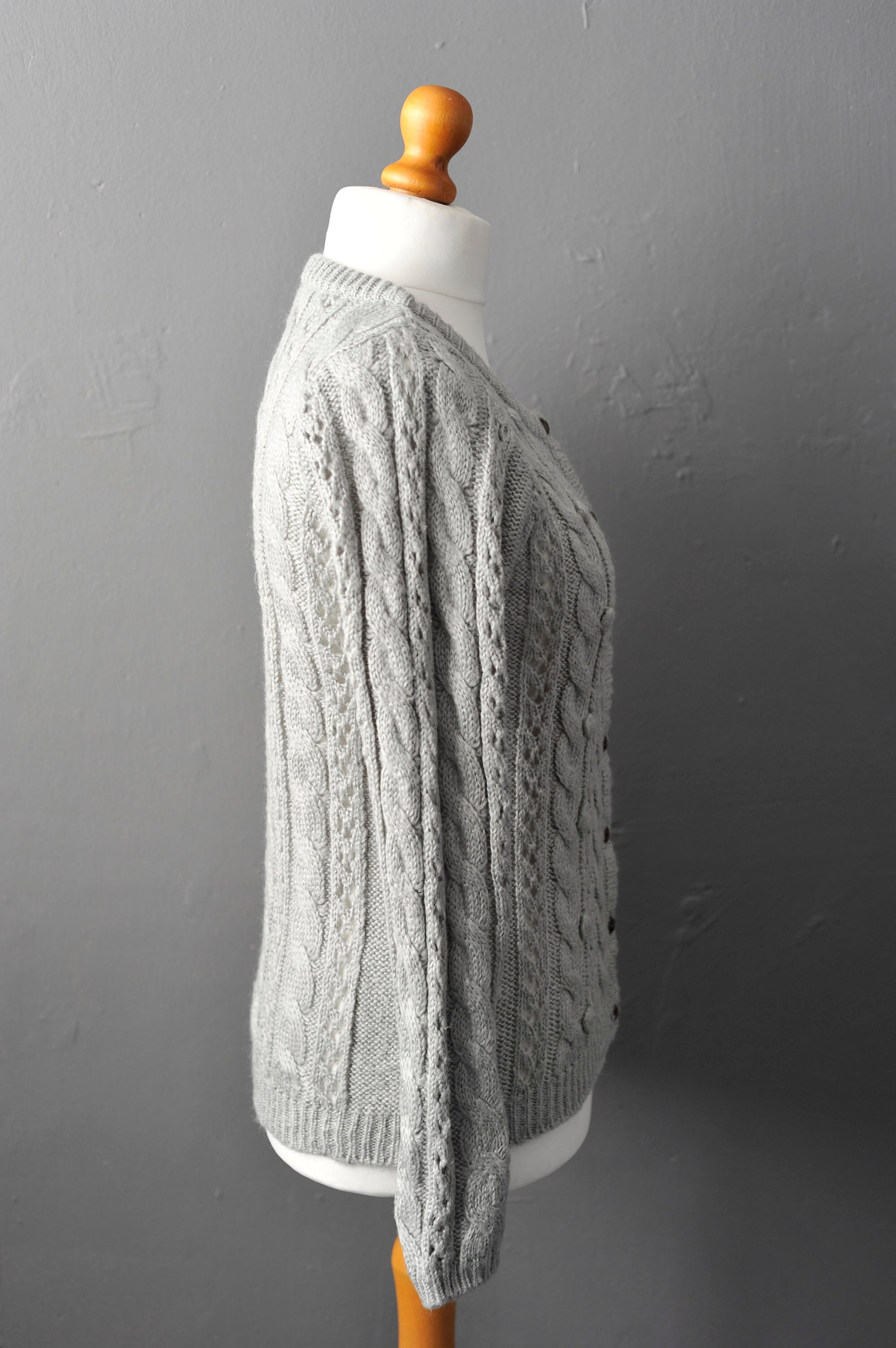 90s Soft Grey Cable Knit Cardigan, Size Small