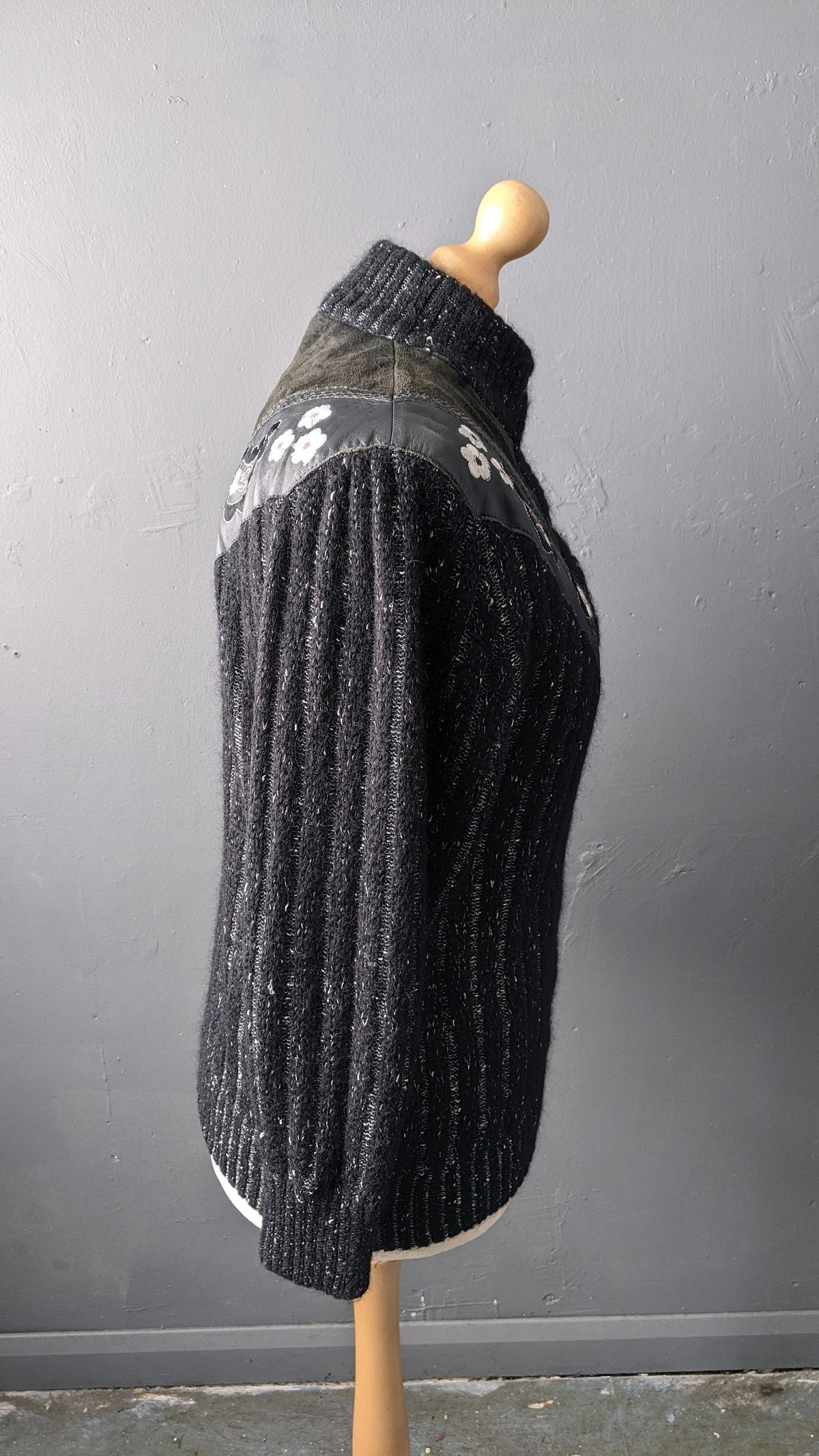 80s Embroidered Mohair Cardigan with Leather, Suede and Snakeskin, Plus Size XL