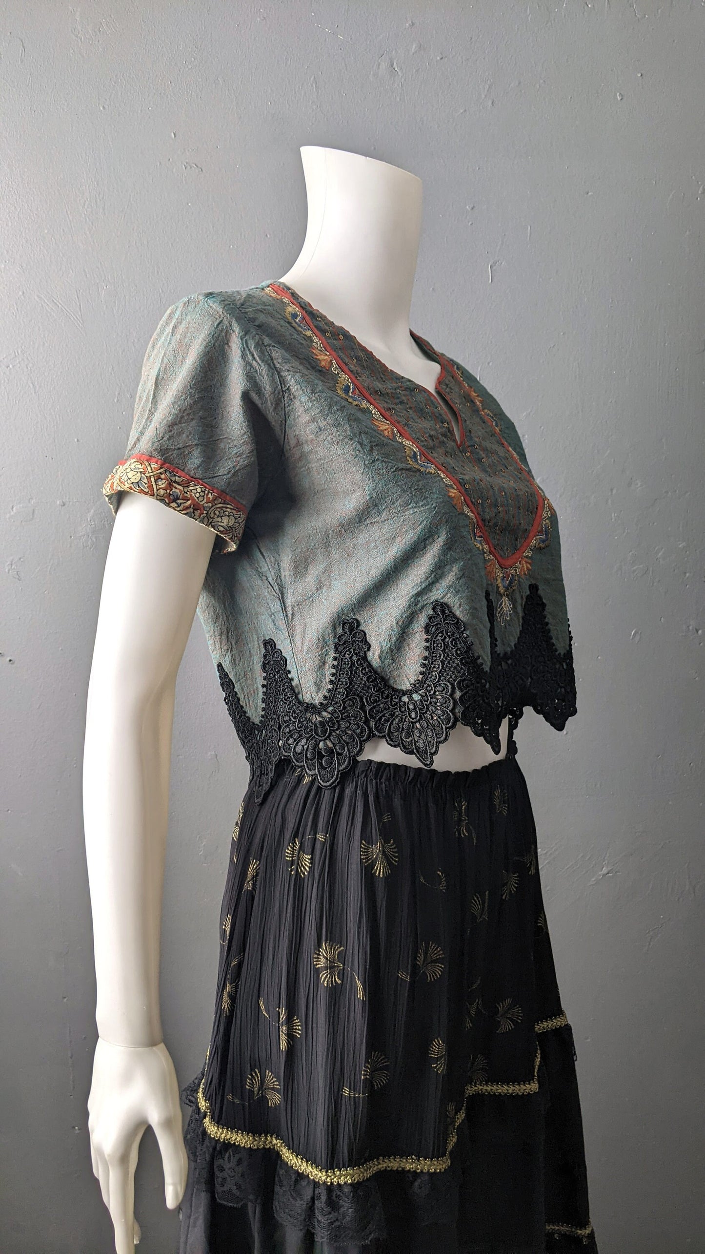 Embroidered Crop Top, Bohemian Hippy, Upcycled Kurti, Size Medium