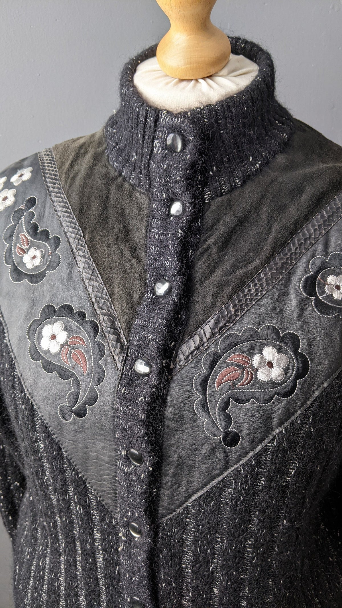 80s Embroidered Mohair Cardigan with Leather, Suede and Snakeskin, Plus Size XL
