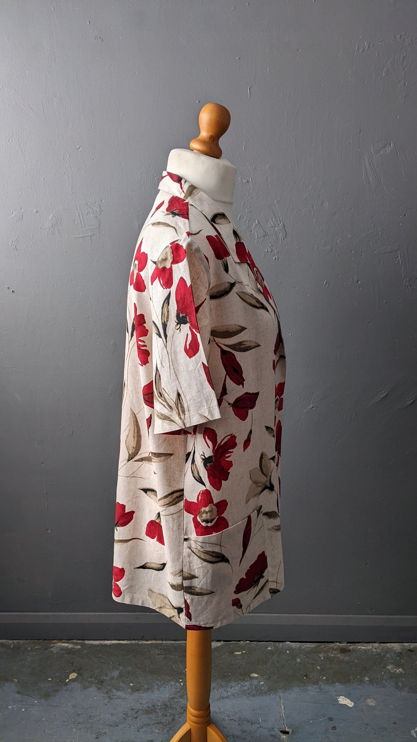 Y2K Linen Blend Shirt Jacket with Red Flowers, Short Sleeve Summer Blazer by Canda C&A, Plus Size