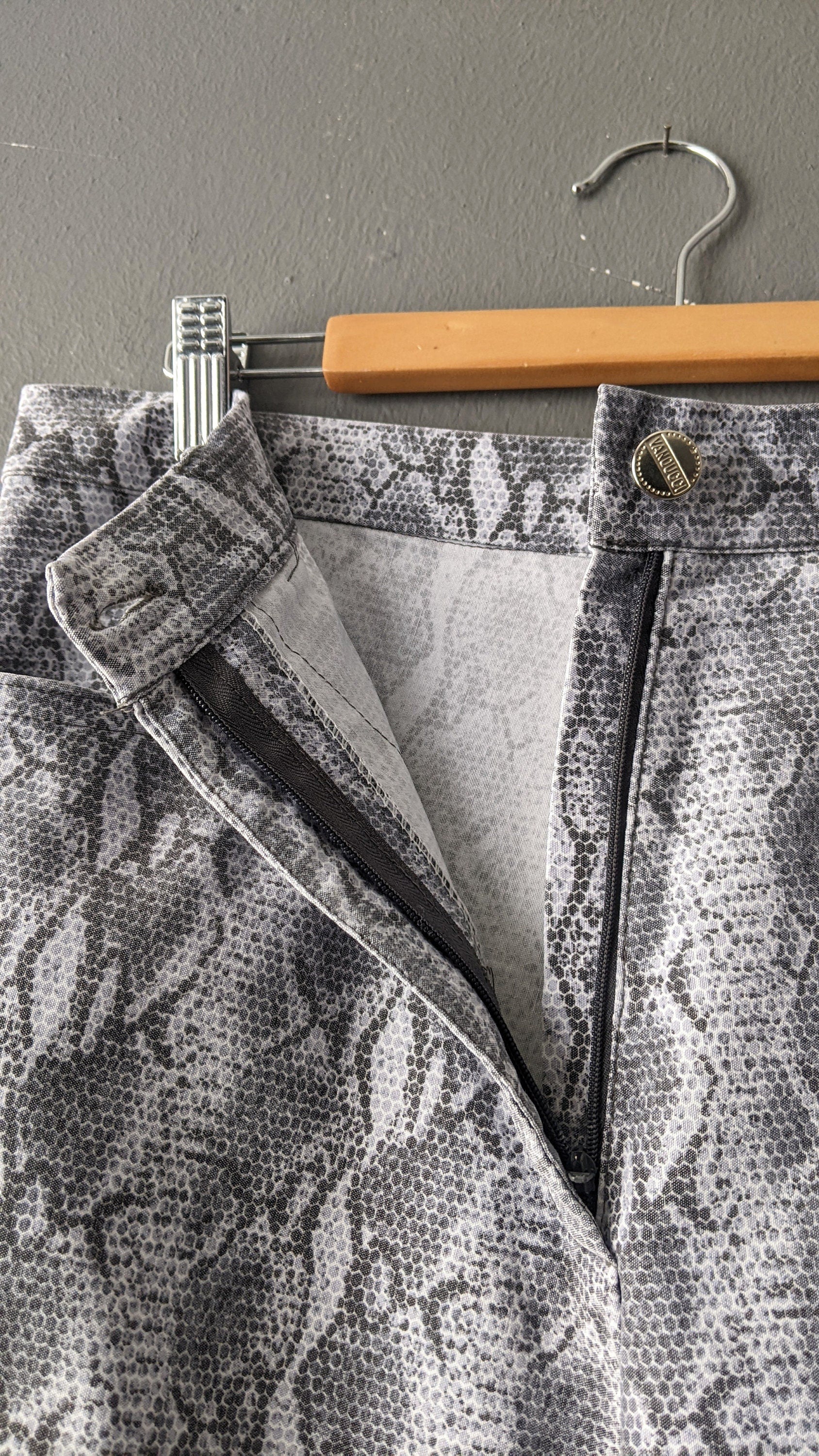90s Snakeskin Print Jeans, Reptile Scales Trousers, Size Medium