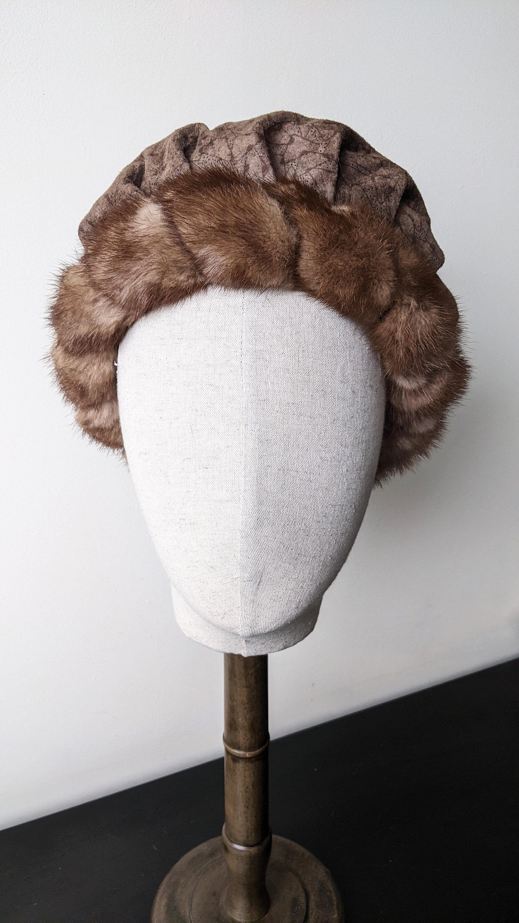 80s Fur Trimmed Cap, Medieval Style Beret, Renn Faire, Size Small