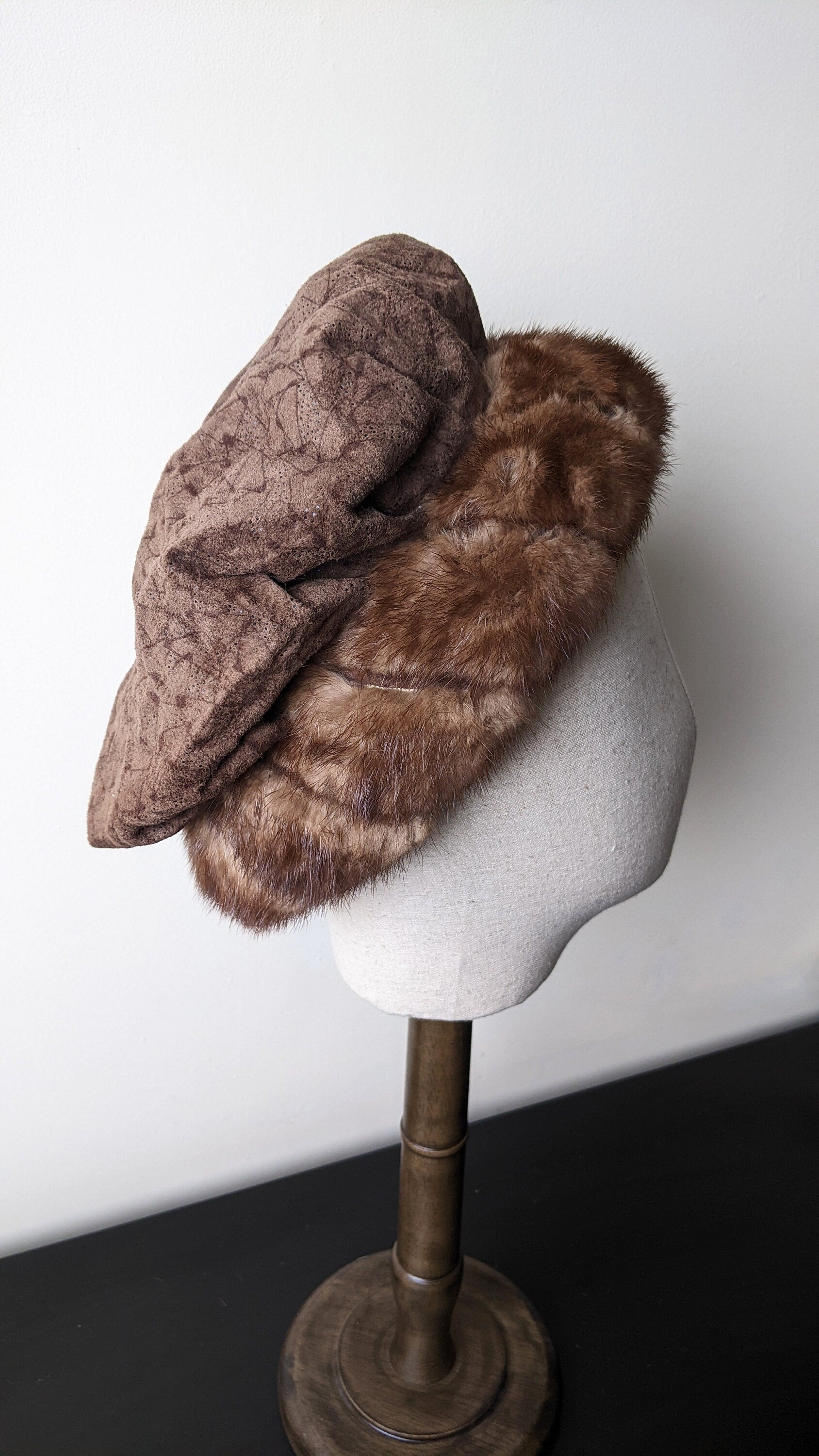 80s Fur Trimmed Cap, Medieval Style Beret, Renn Faire, Size Small