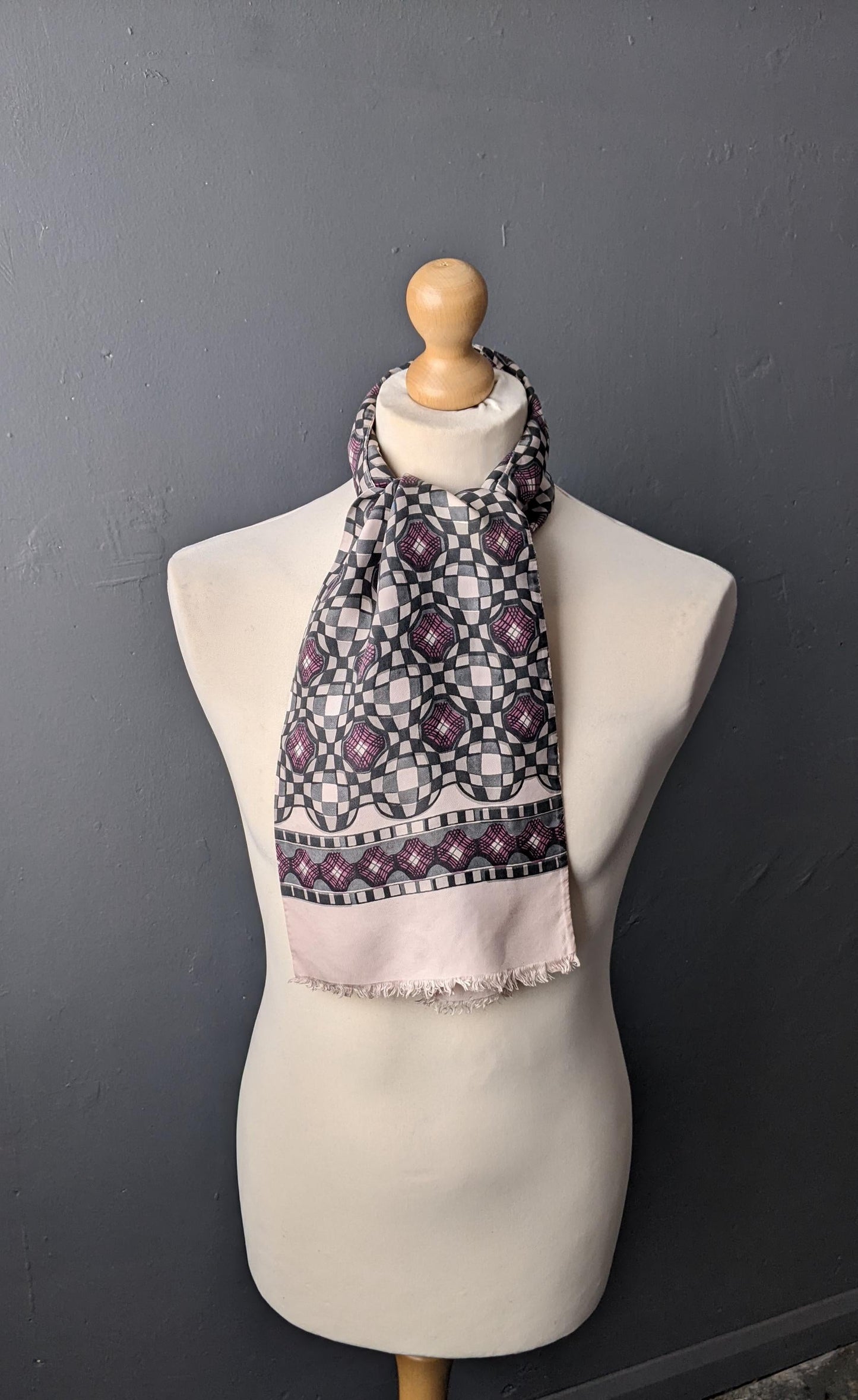 Mens Op Art Mod Scarf, 60s Bohemian Casual Cravat