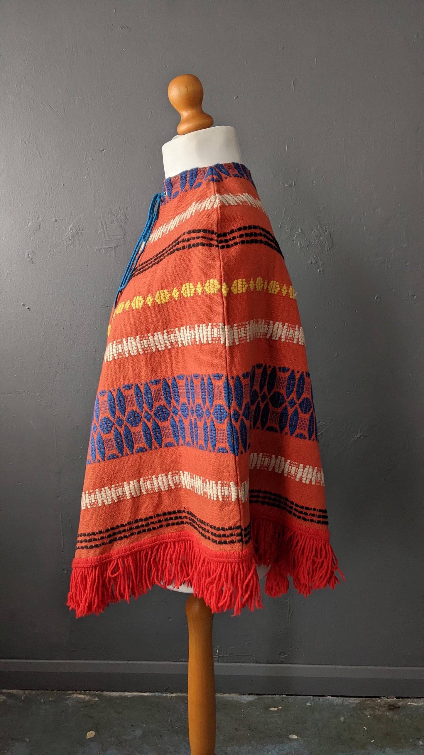 Vintage 70s Multicoloured Poncho, One Size