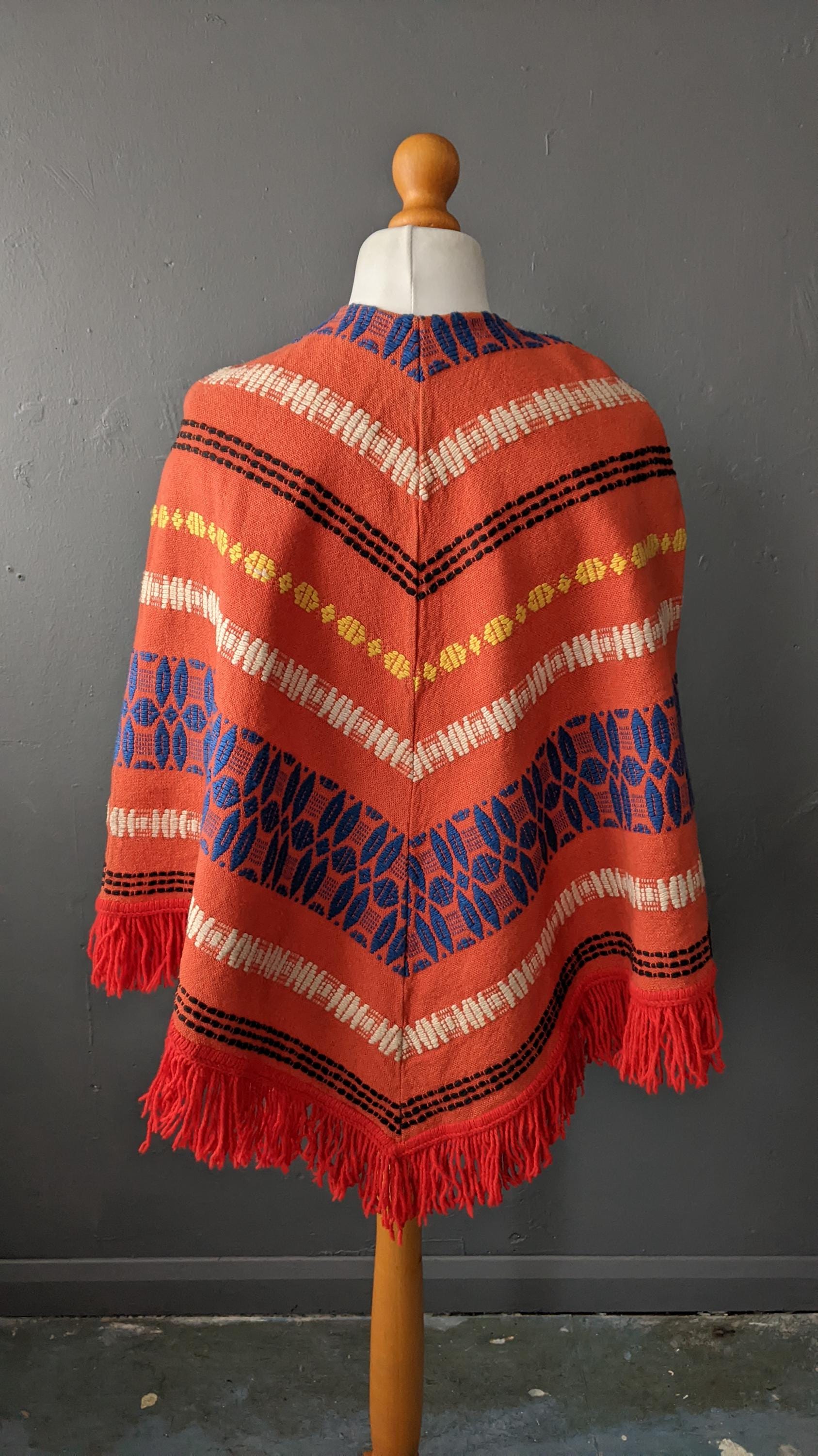 Vintage 70s Multicoloured Poncho, One Size