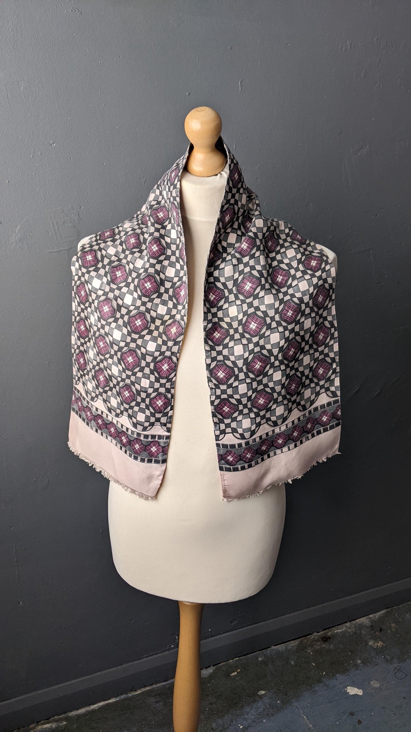 Mens Op Art Mod Scarf, 60s Bohemian Casual Cravat