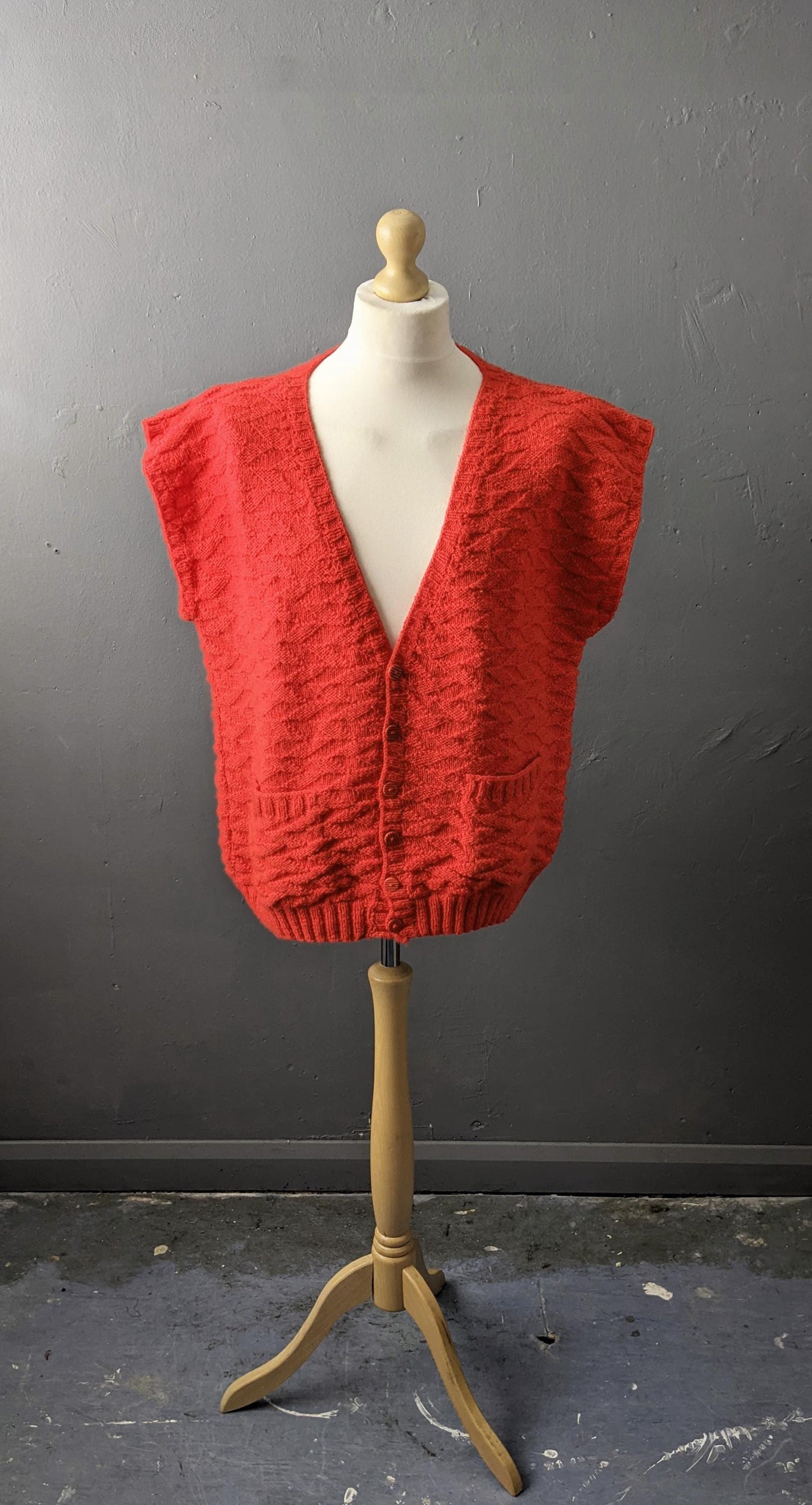 Mens 70s Knit Tank Top, V Neck Cardigan Vest, Size XL 48 Chest