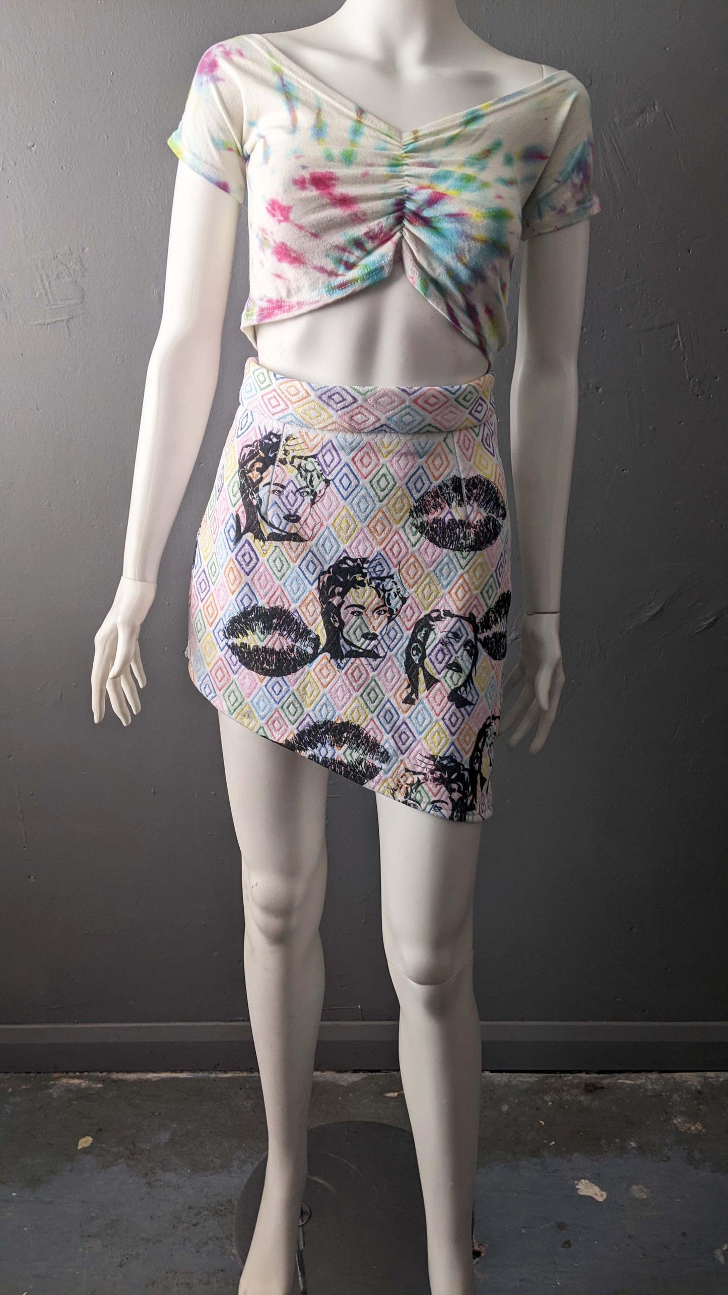 Colourful Asymmetric Mini Skirt, Artistic Eighties Lady and Lips, Size Small