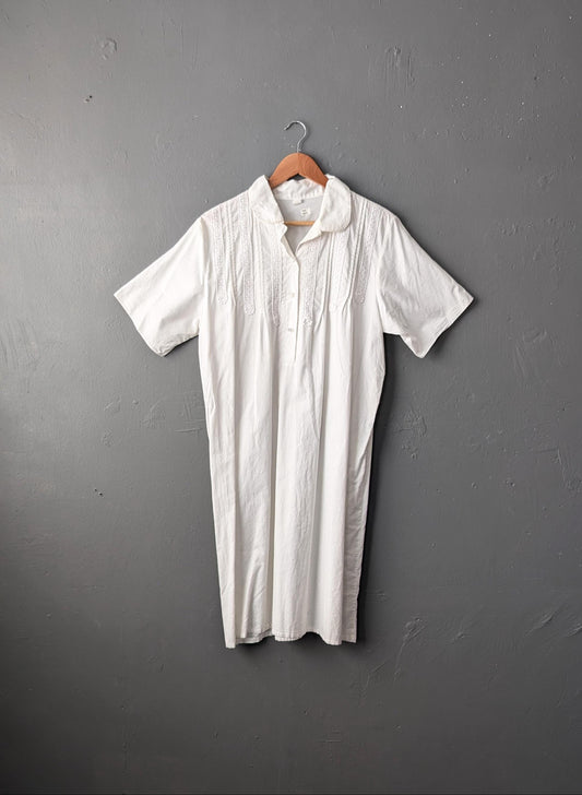 70s Cotton Lace Nightgown, Long Pintuck Night Shirt, Size Medium