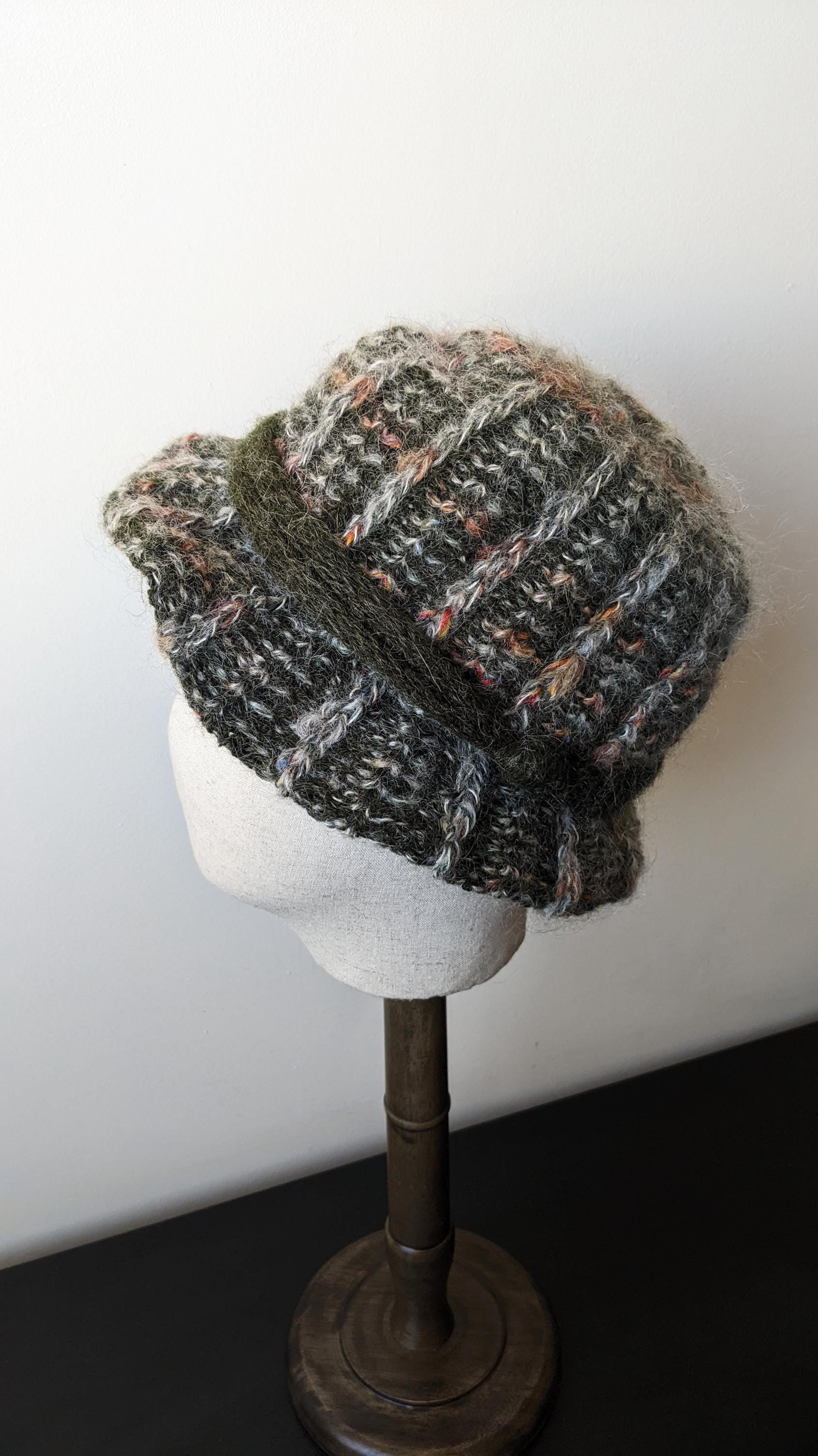 90s Fluffy Mohair Wool Hat, Country Style Winter Headwear, Size Small