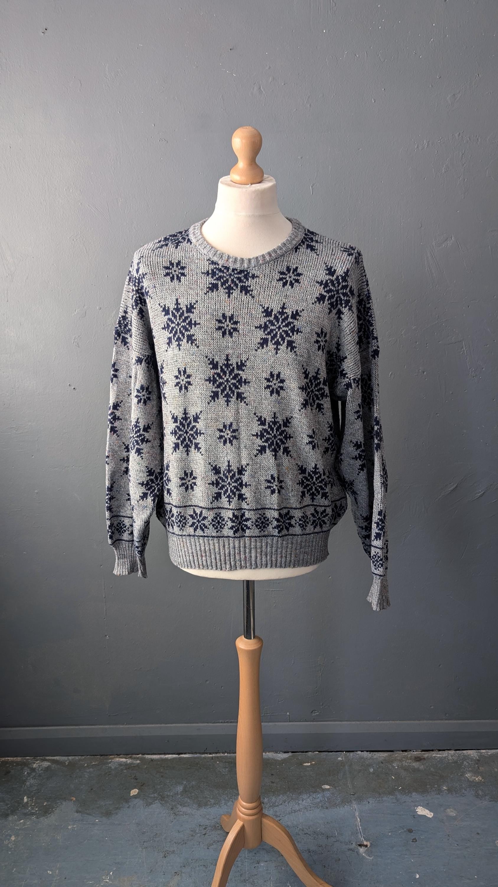 90s Snowflake Sweater, Boyfriend Oversized Slouchy Jumper, Size Large