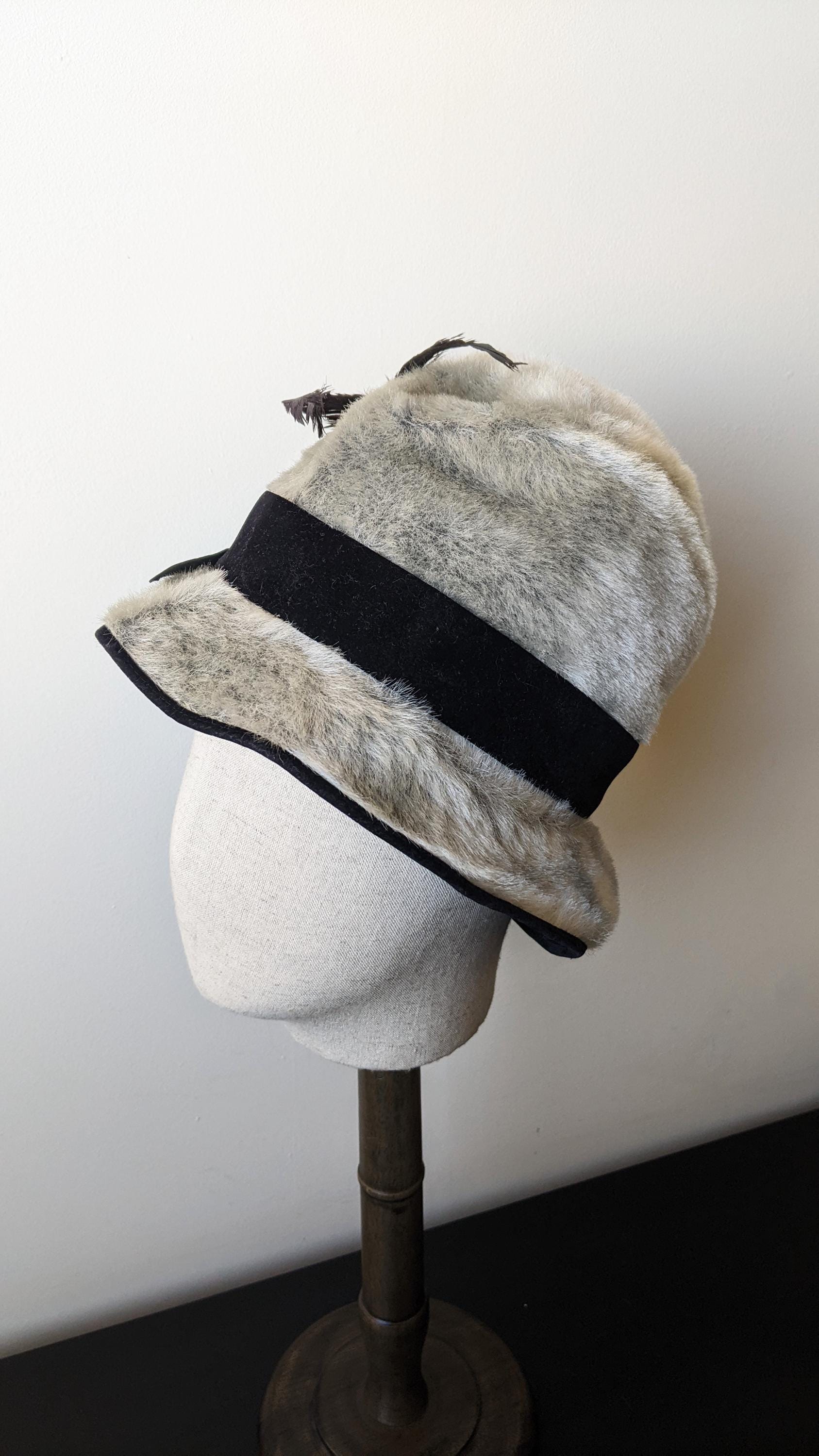 Vintage Silver Faux Fur Bucket Hat, Size Small
