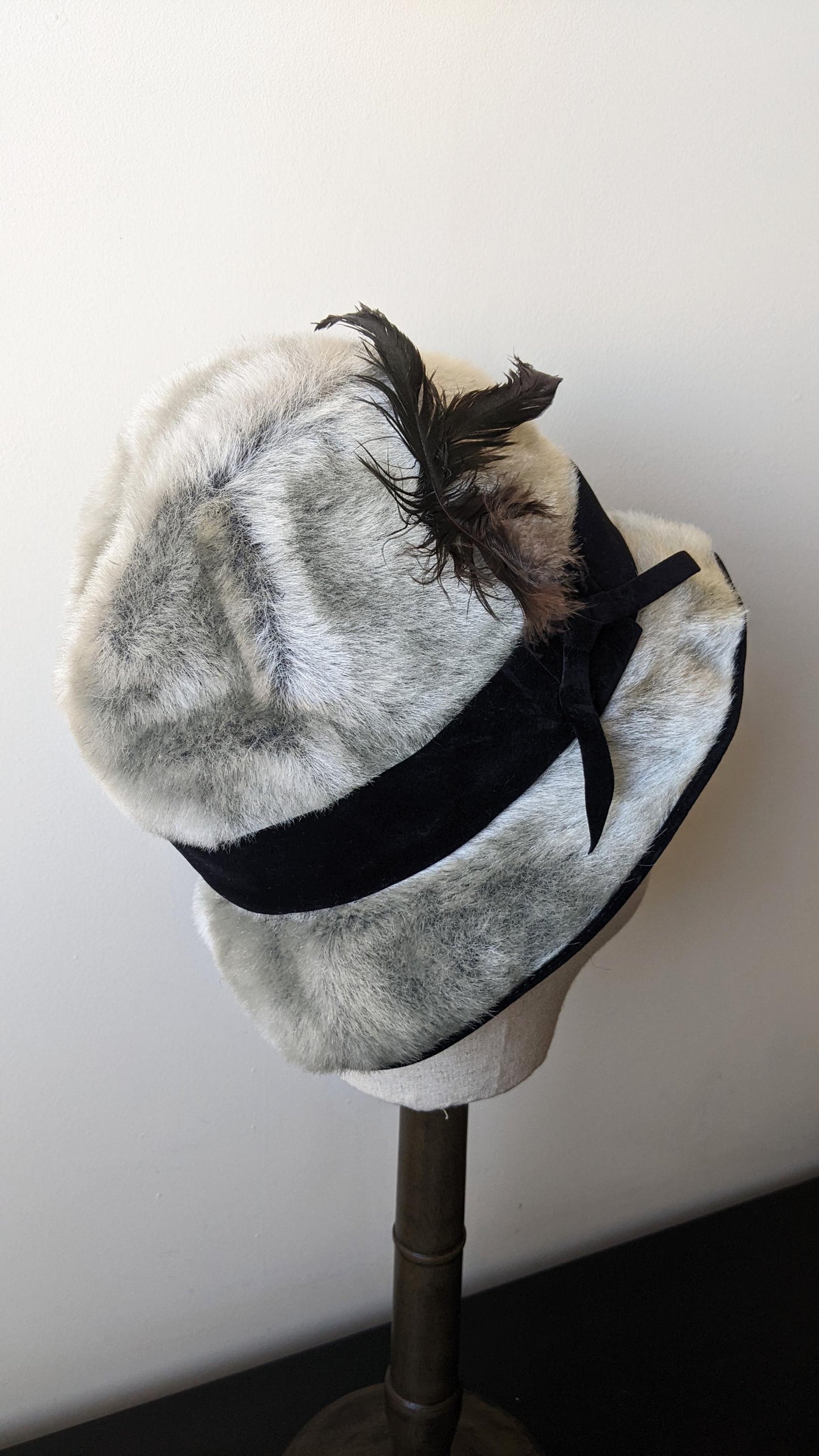 Vintage Silver Faux Fur Bucket Hat, Size Small
