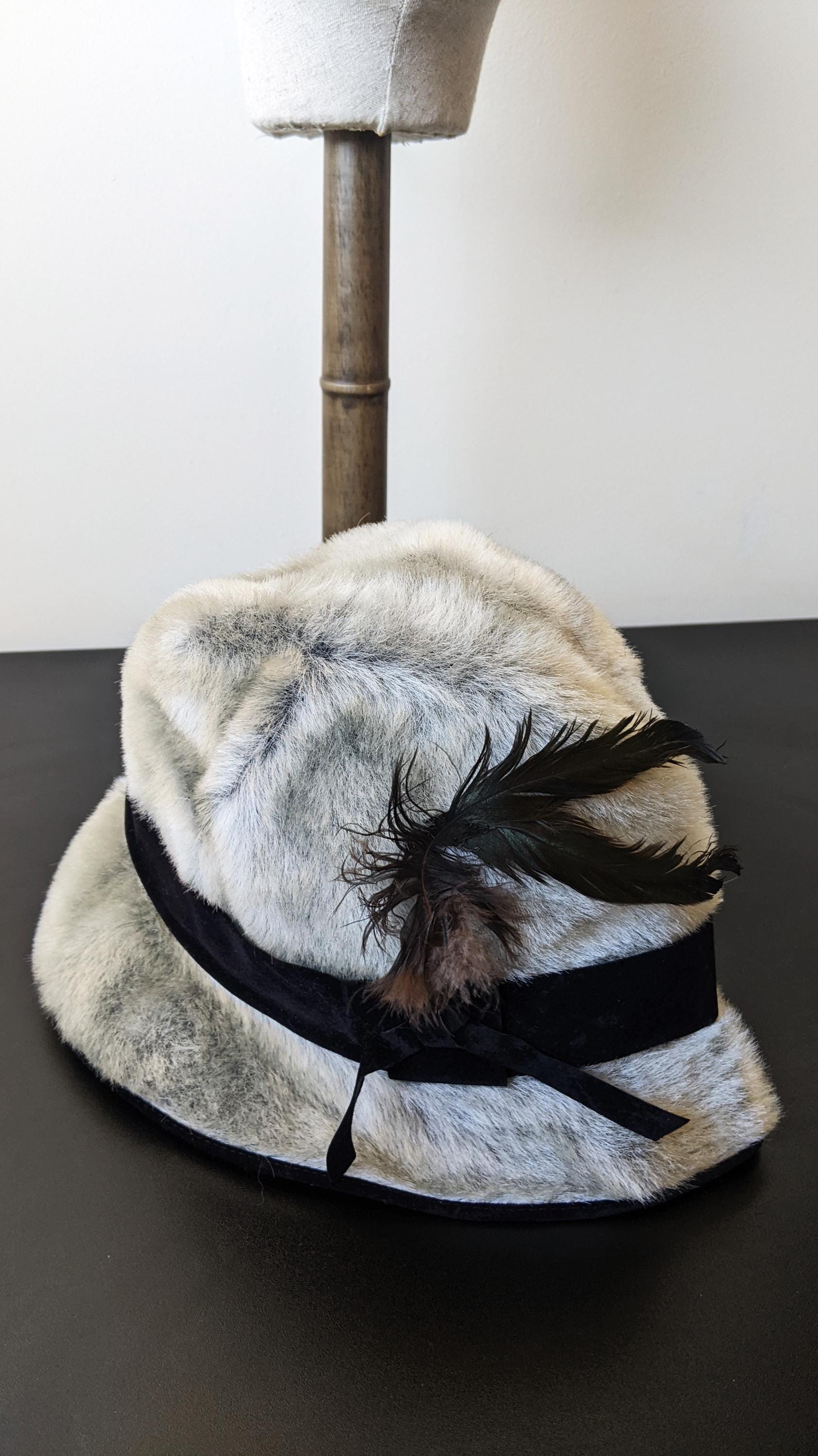 Vintage Silver Faux Fur Bucket Hat, Size Small