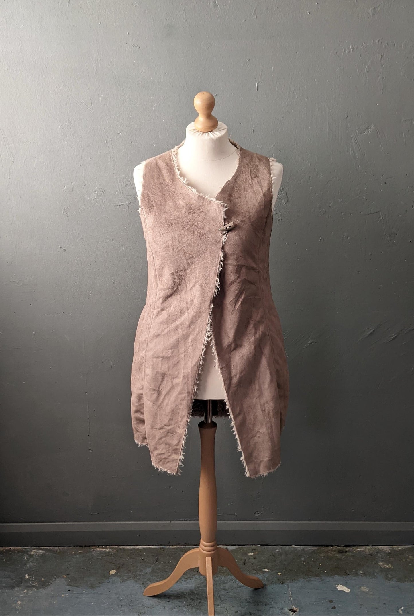 Y2K Faux Sheepskin Gilet, Long Vest Bodywarmer, Size Large
