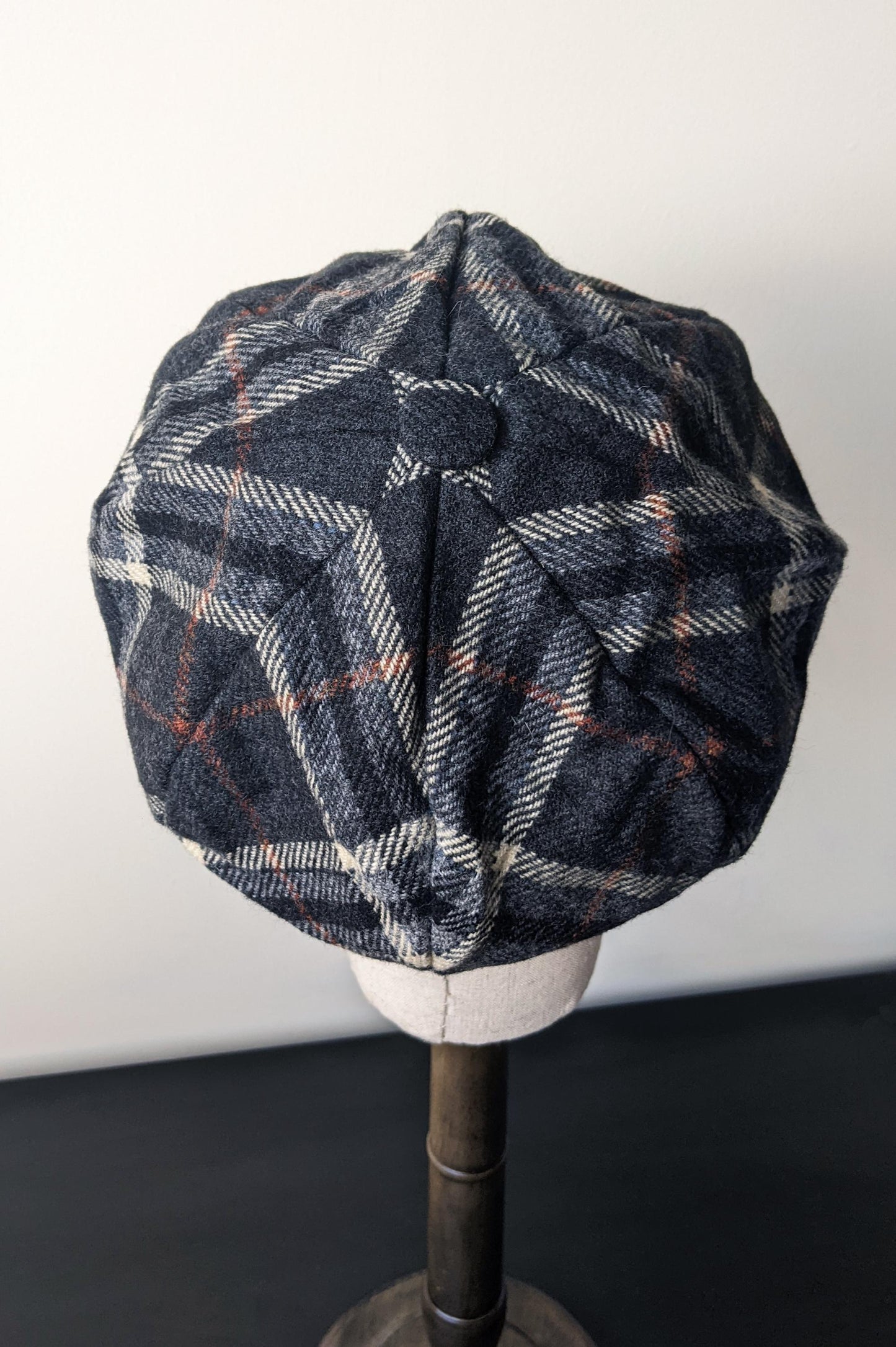 90s Tartan Newsboy Cap by Mayser, Plaid Wool Baker Boy Hat, Size Small