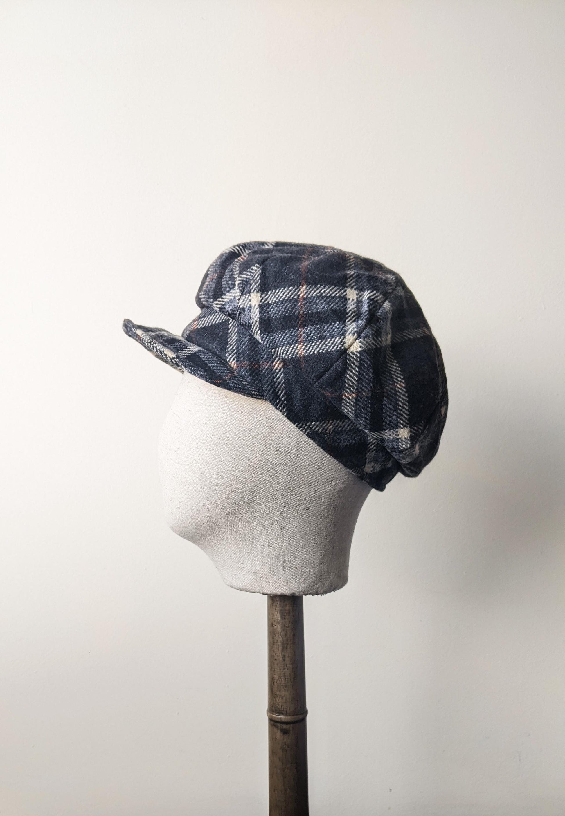 90s Tartan Newsboy Cap by Mayser, Plaid Wool Baker Boy Hat, Size Small