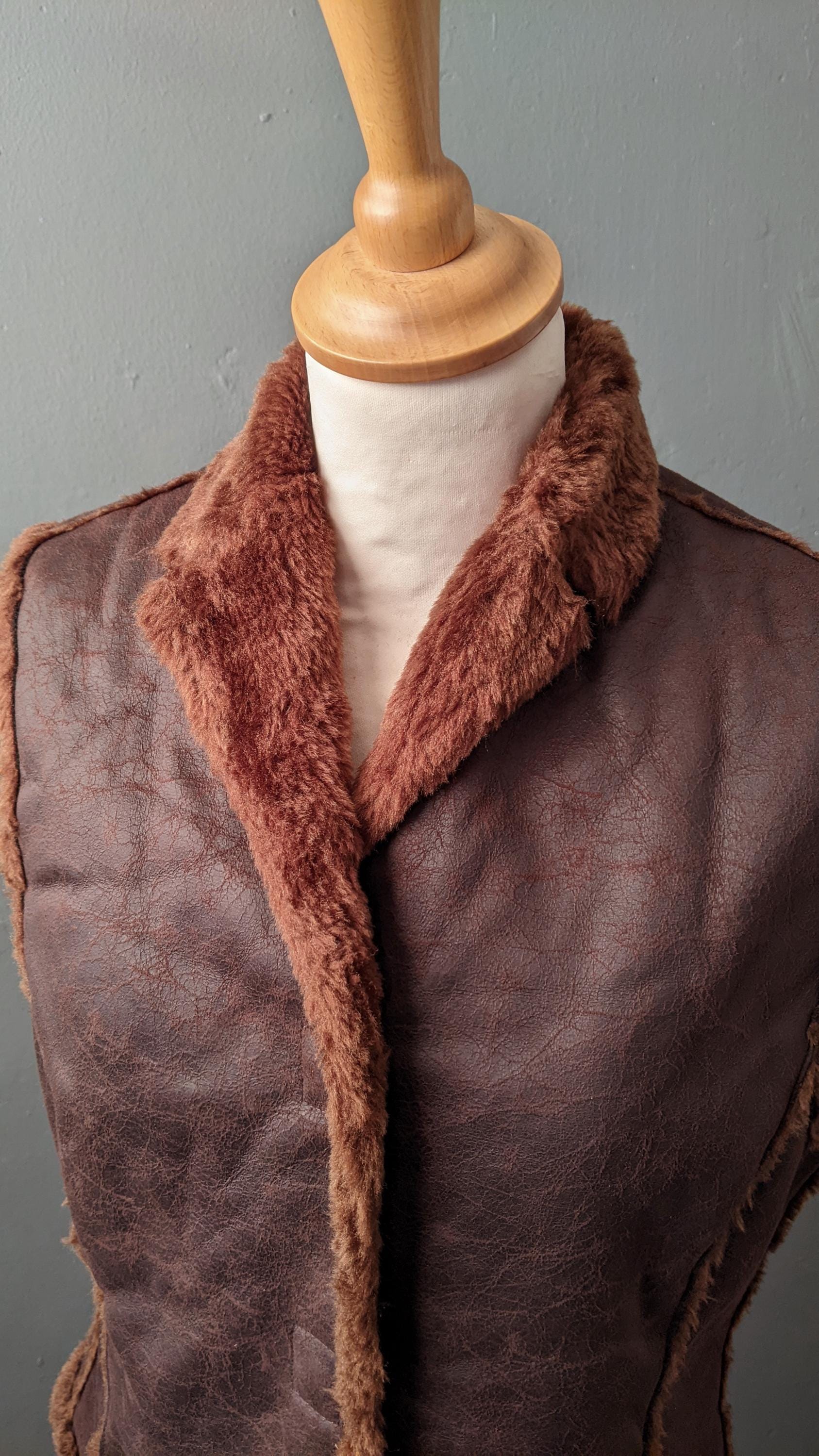 Y2k Faux Fur Gilet, Size Small Medium
