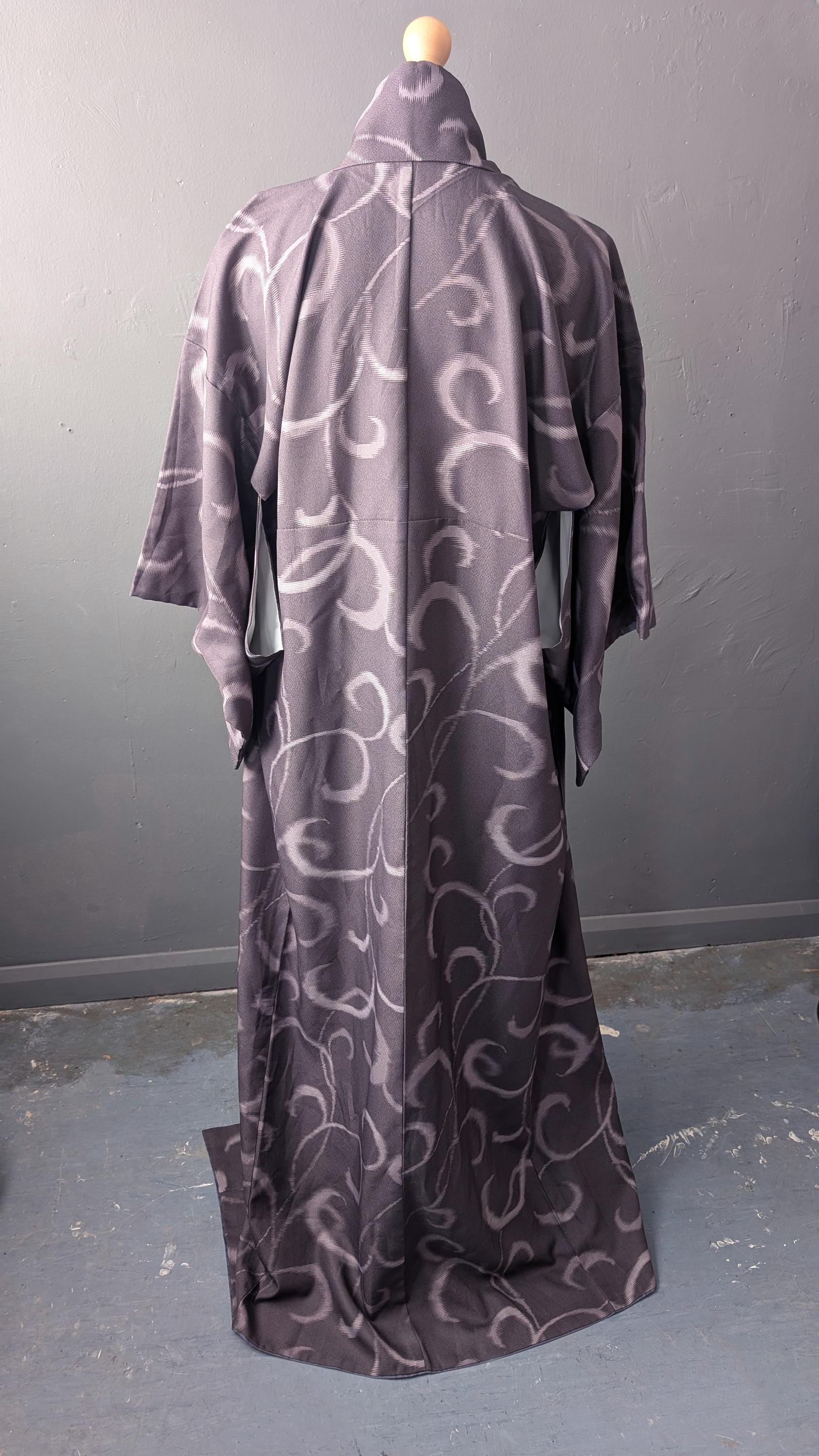 Vintage Komon Kimono, Faux Kasuri Swirl Print, Japanese Korin Robe, Size Large