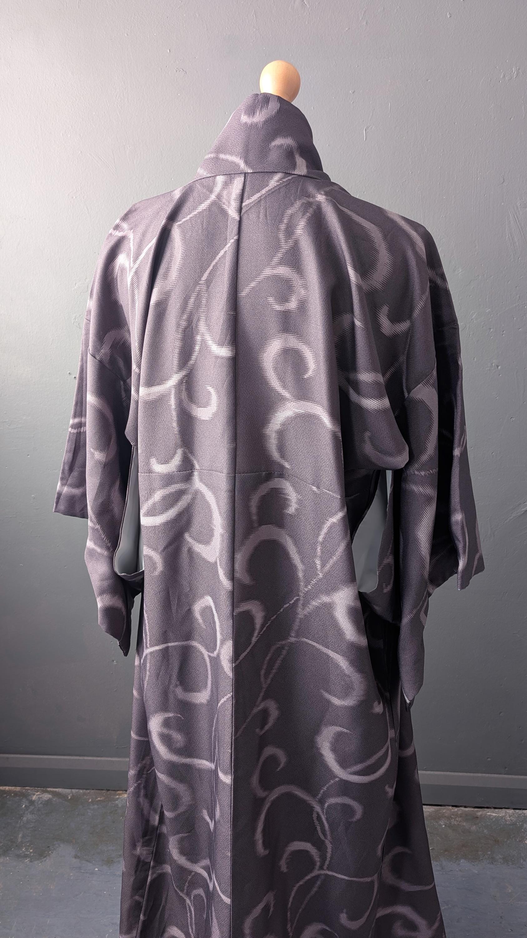 Vintage Komon Kimono, Faux Kasuri Swirl Print, Japanese Korin Robe, Size Large