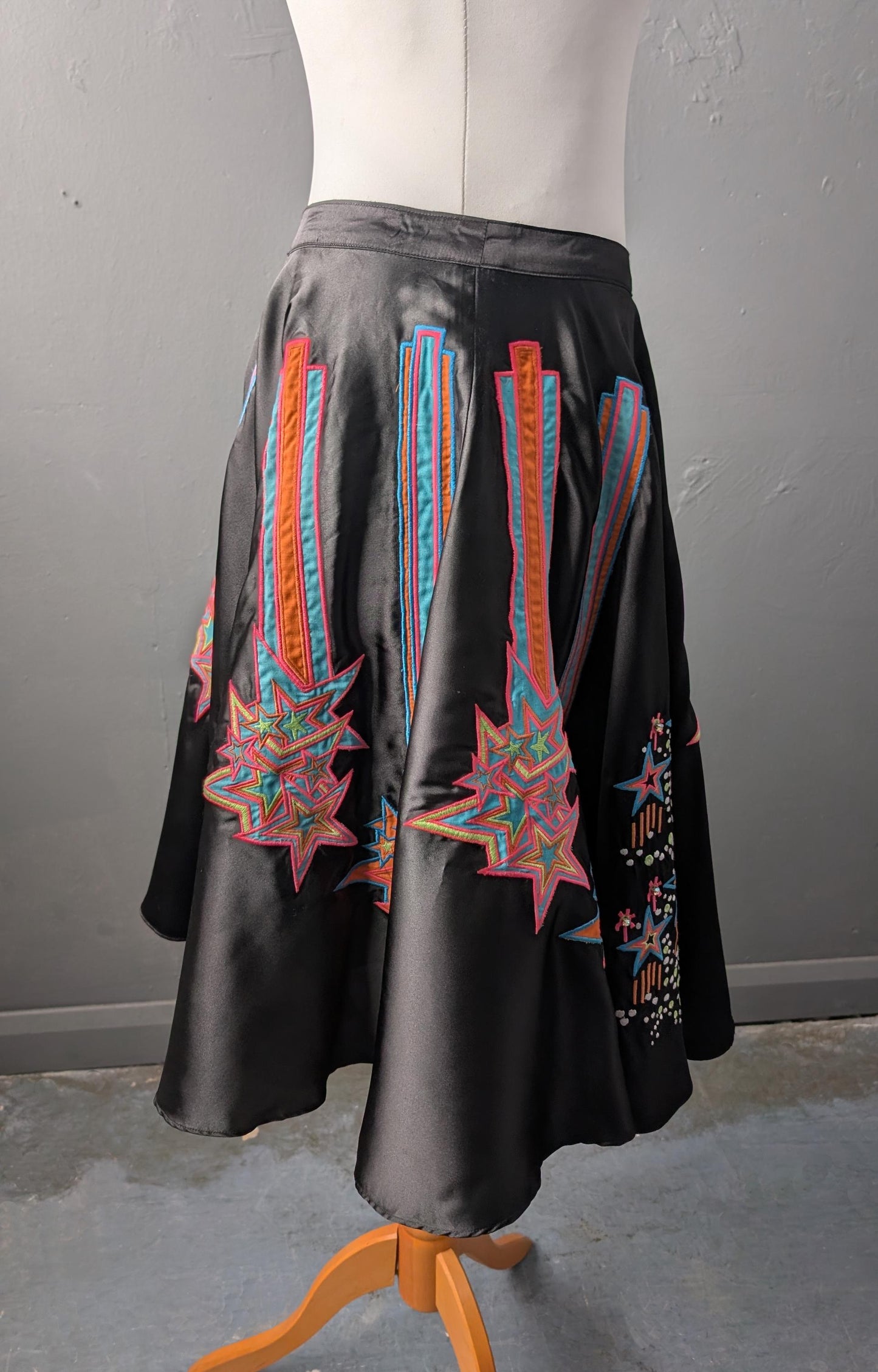 Embroidered Stars Skirt, Size Medium, Pop Art Avant Garde Festival Clothing