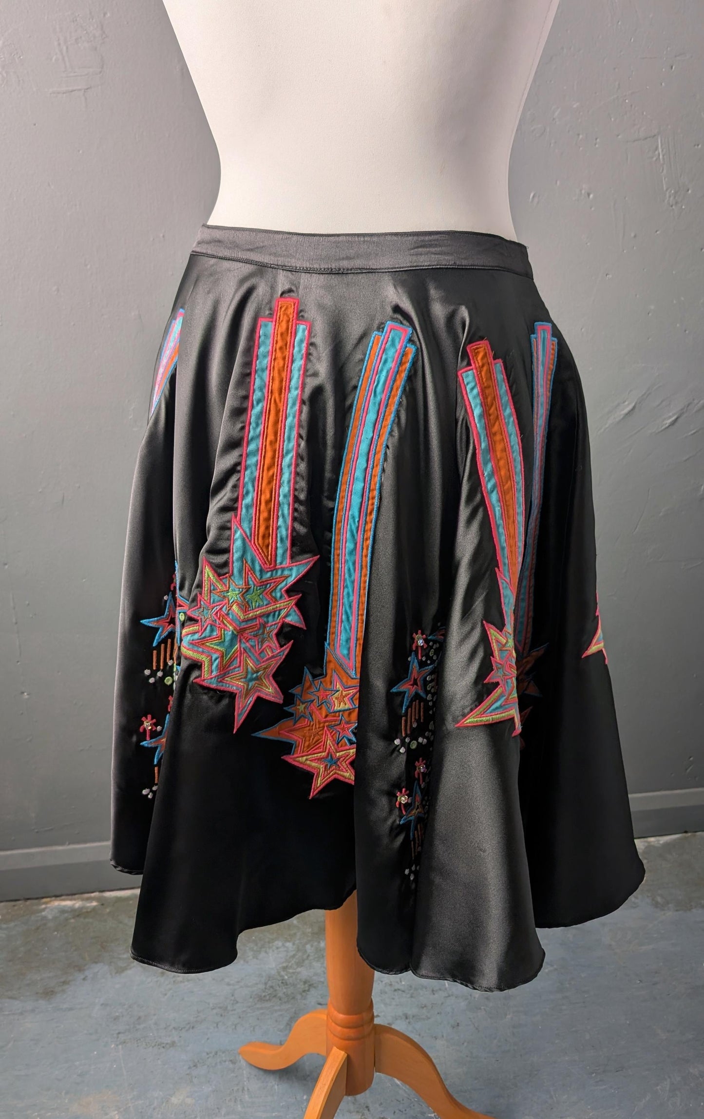 Embroidered Stars Skirt, Size Medium, Pop Art Avant Garde Festival Clothing
