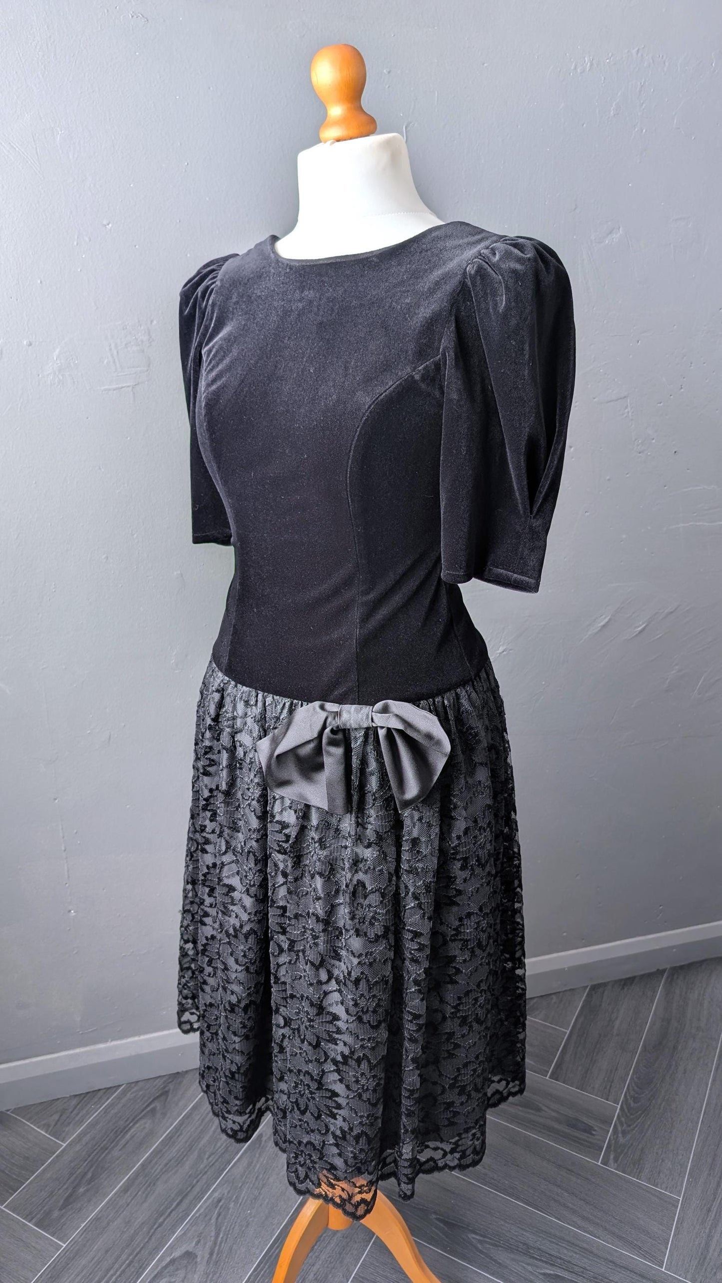 80s Velvet Prom Dress, Cocktail Party Outfit, Size Medium