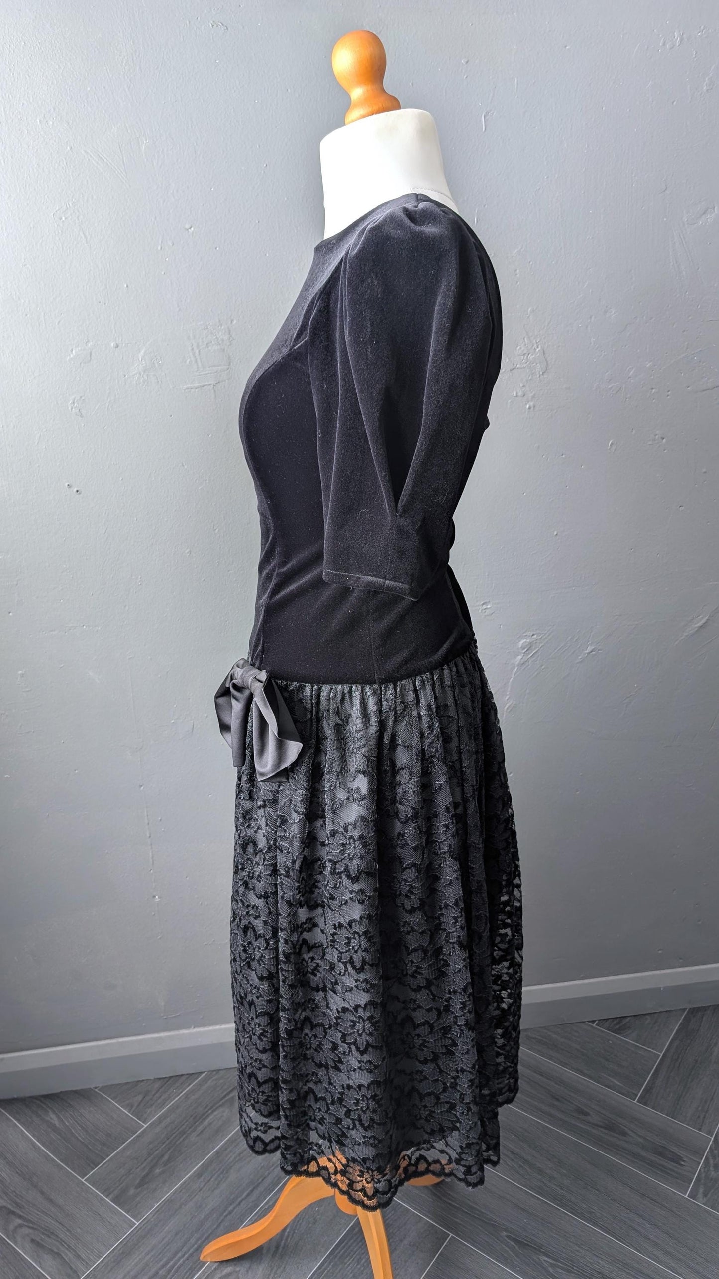 80s Velvet Prom Dress, Cocktail Party Outfit, Size Medium
