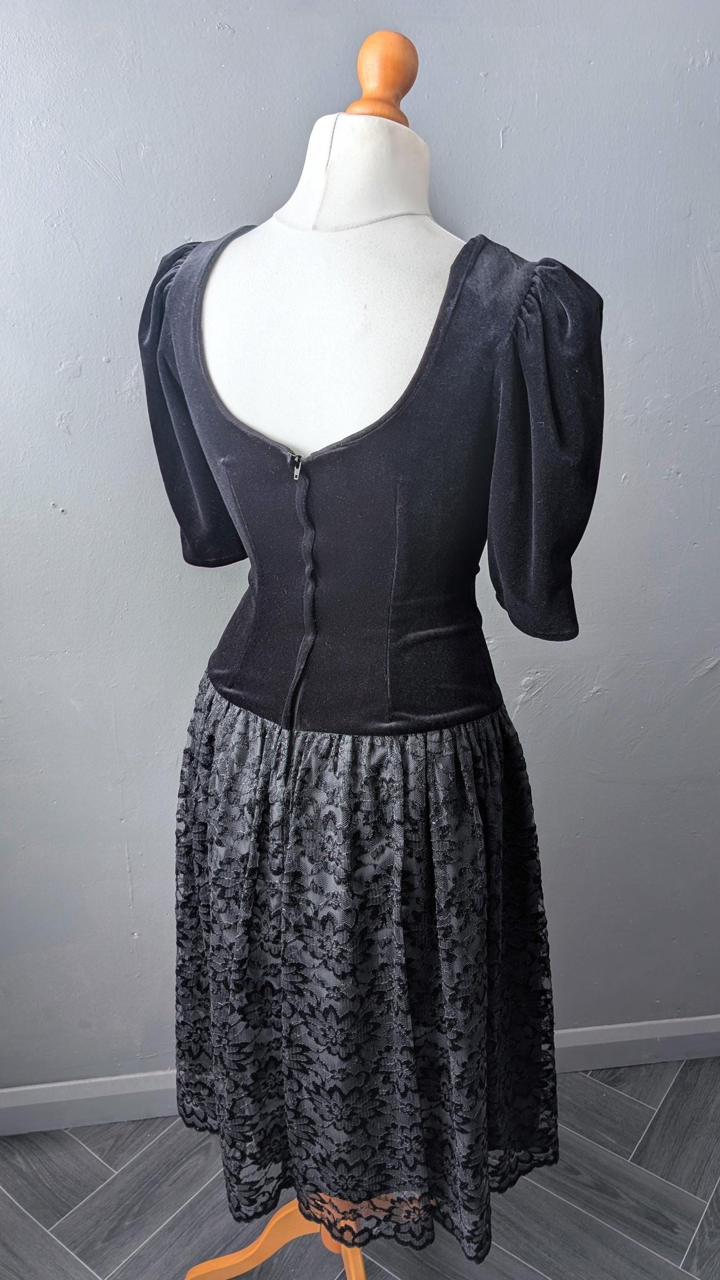 80s Velvet Prom Dress, Cocktail Party Outfit, Size Medium