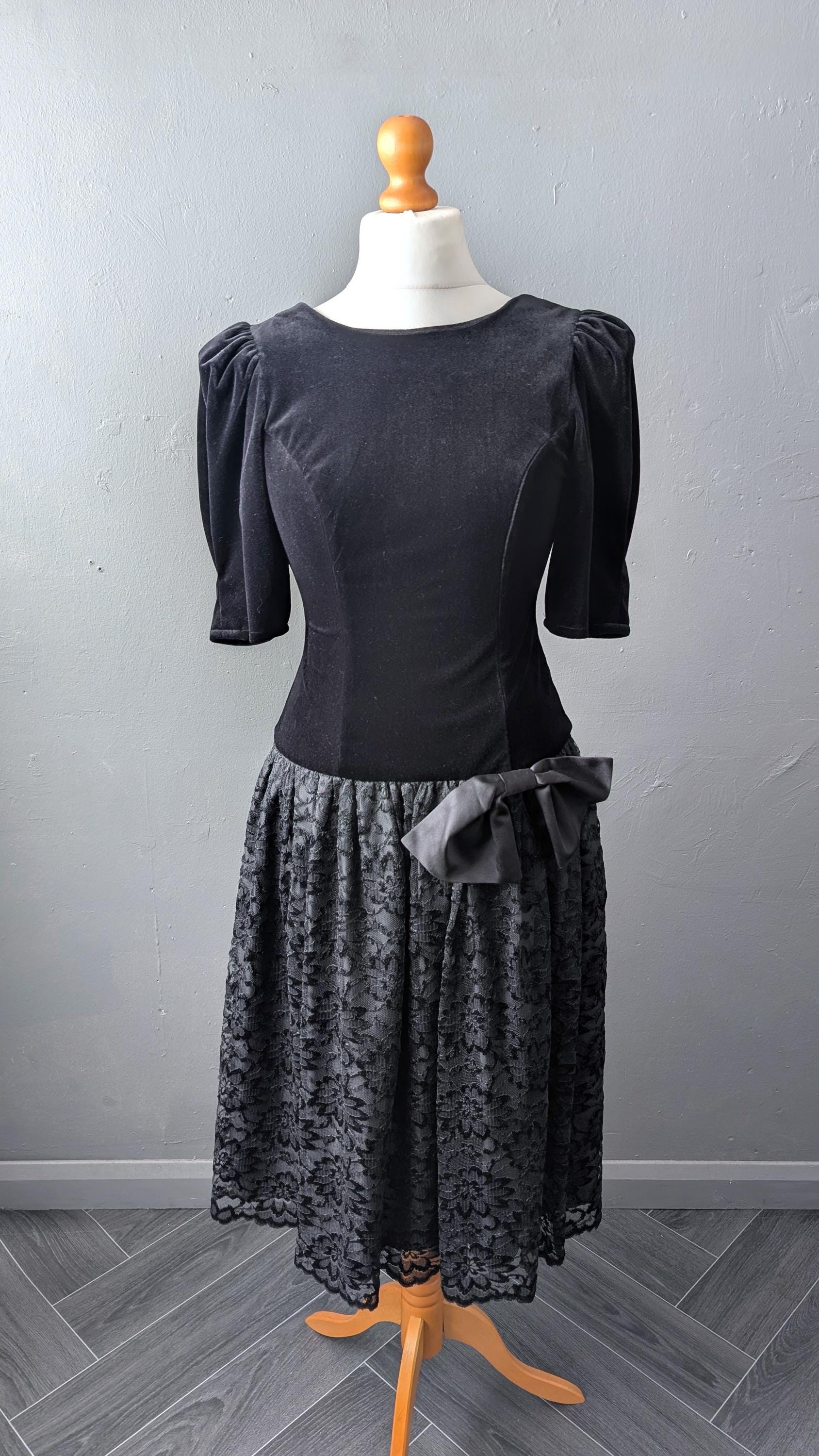 80s Velvet Prom Dress, Cocktail Party Outfit, Size Medium
