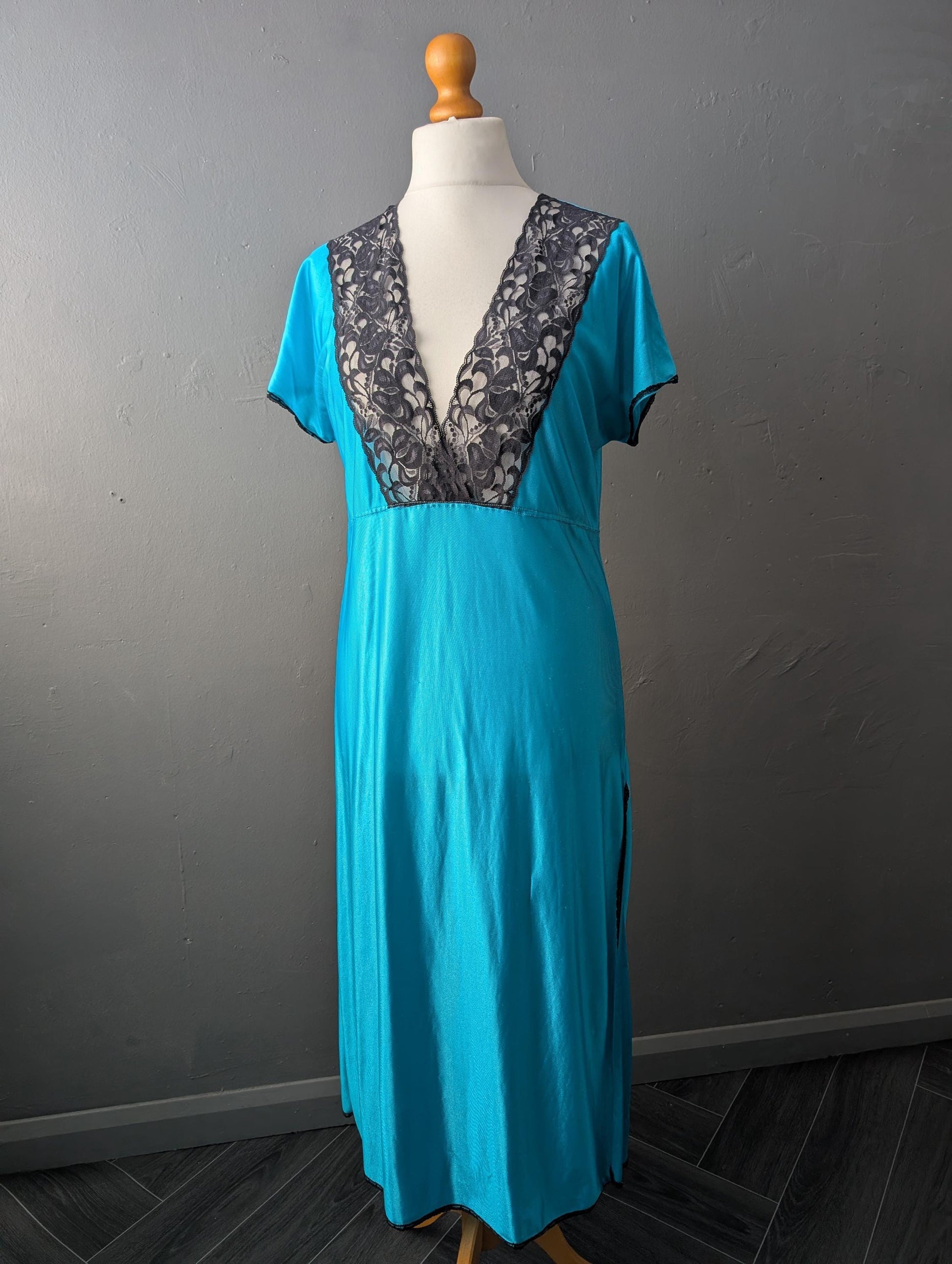 Vintage Aqua Blue Nightgown, 80s Side Split Chemise, Lace Lingerie Slip, Size Large